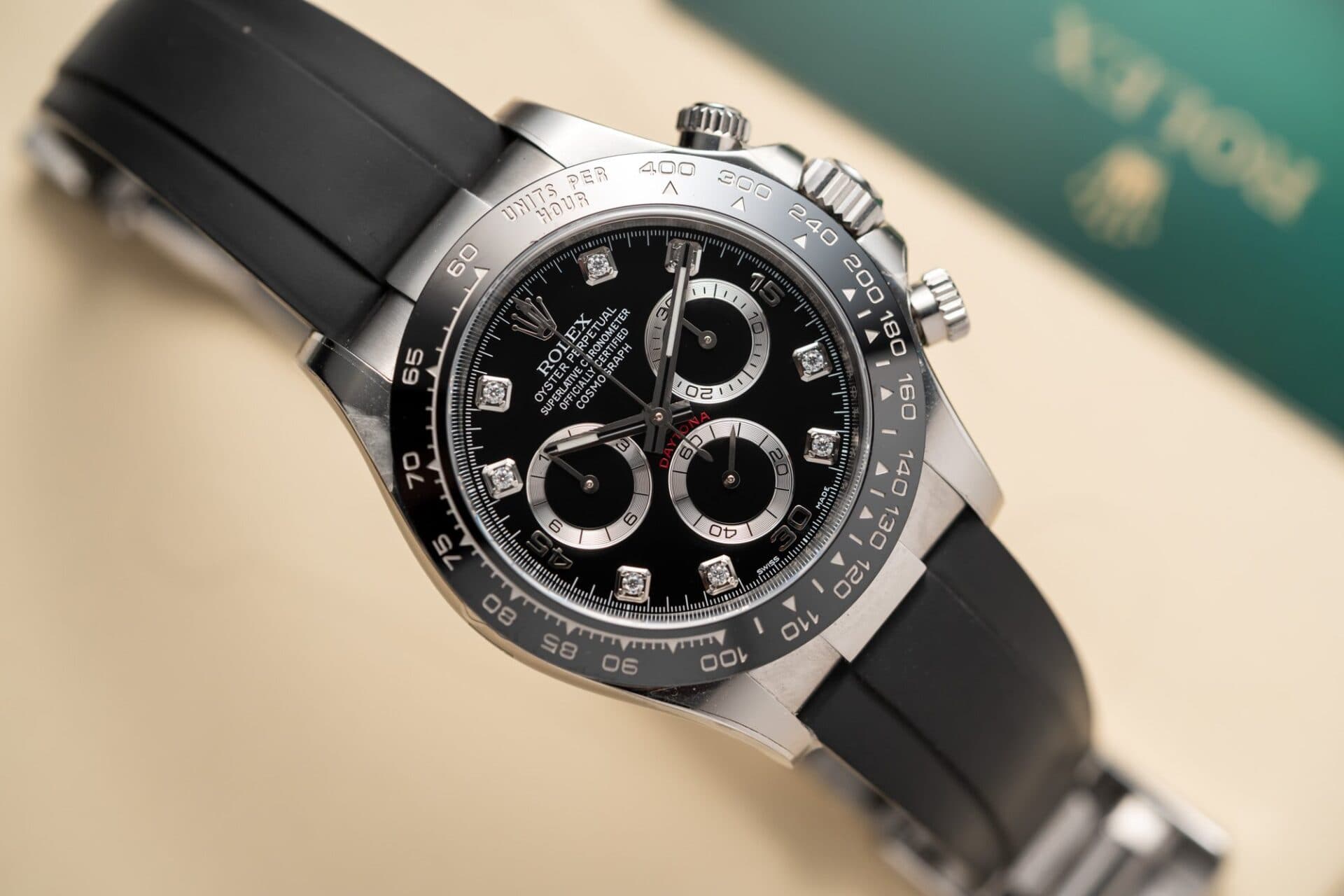Dong-Ho-Rolex-Daytona-Cosmograph-116519LN-Replica-1-1-Mat-Den-Clean-Factory-40mm-4-1