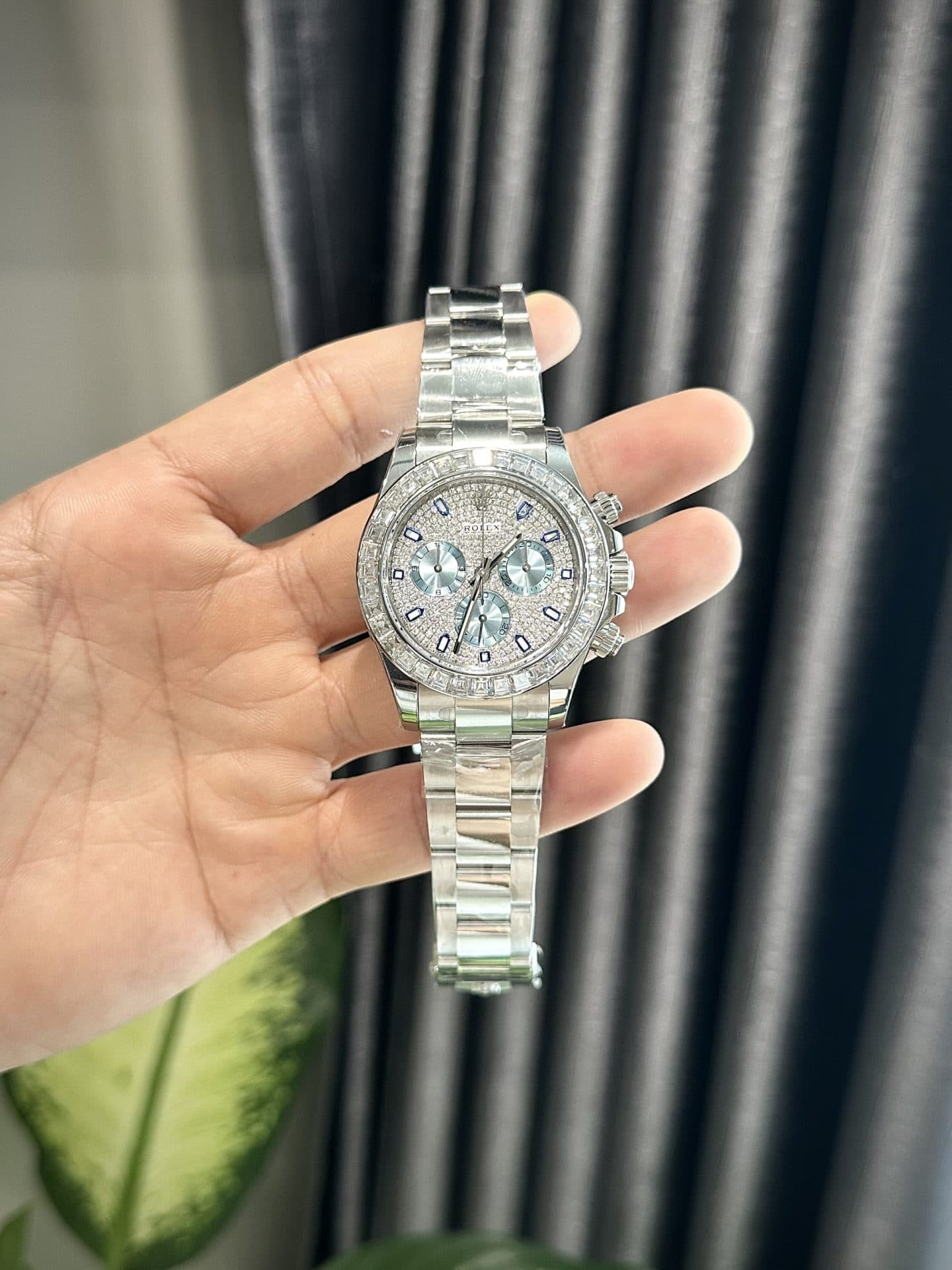 Dong-Ho-Rolex-Daytona-Dinh-Kim-Cuong-Moissanite-Replica-11-Thuy-Sy-40mm-2-1