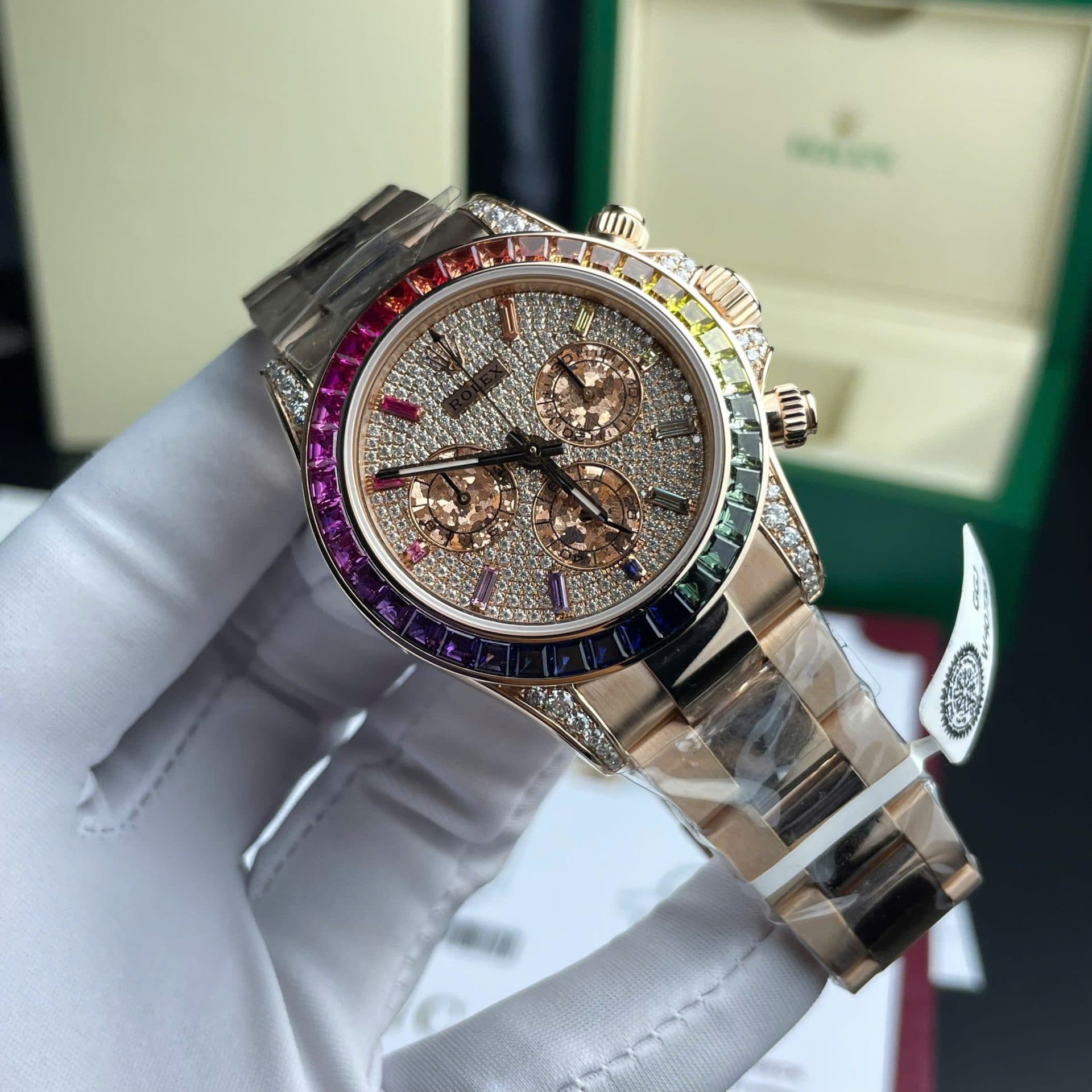 Dong-Ho-Rolex-Daytona-Rainbow-116595-Che-Tac-Boc-Vang-That-Ruby-Kim-Cuong-Moissanite-40mm-7-1