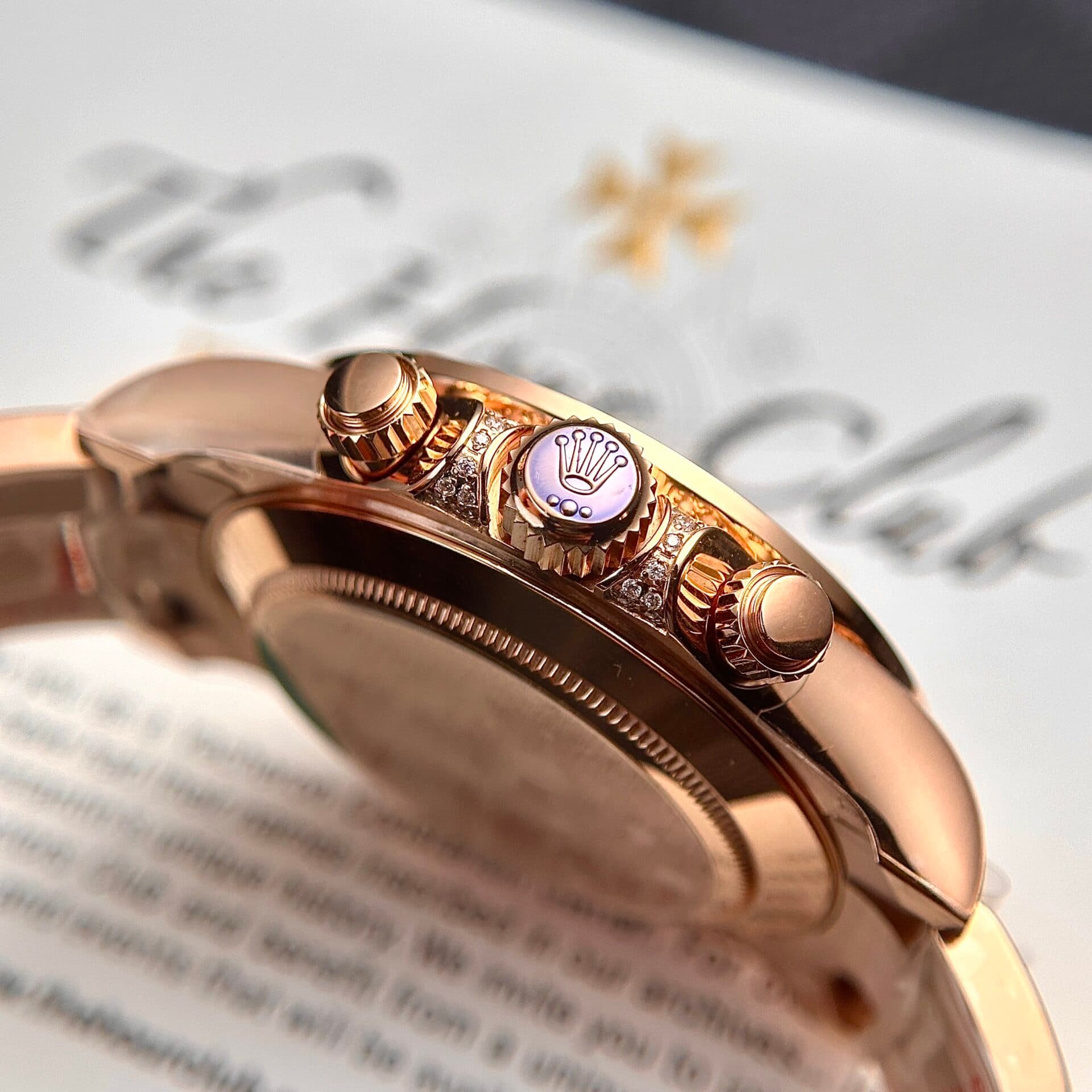 Dong-Ho-Rolex-Daytona-Rainbow-Replica-11-Cao-Cap-Nha-May-NOOB-40mm-2-1