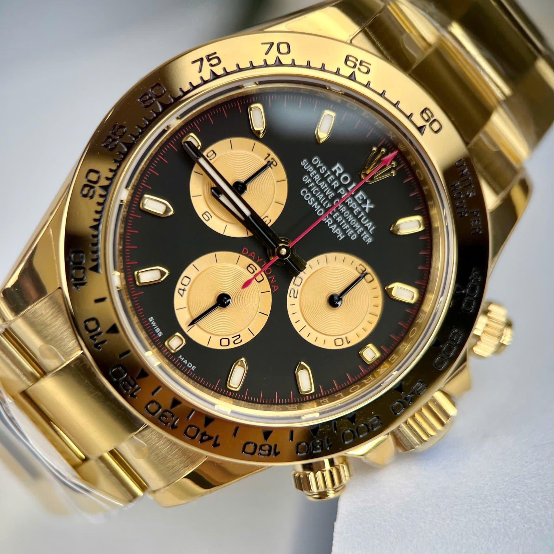 Dong-Ho-Rolex-Daytona-Replica-11-Mat-Den-Coc-So-Da-Quang-Nha-May-BT-40mm-8-1