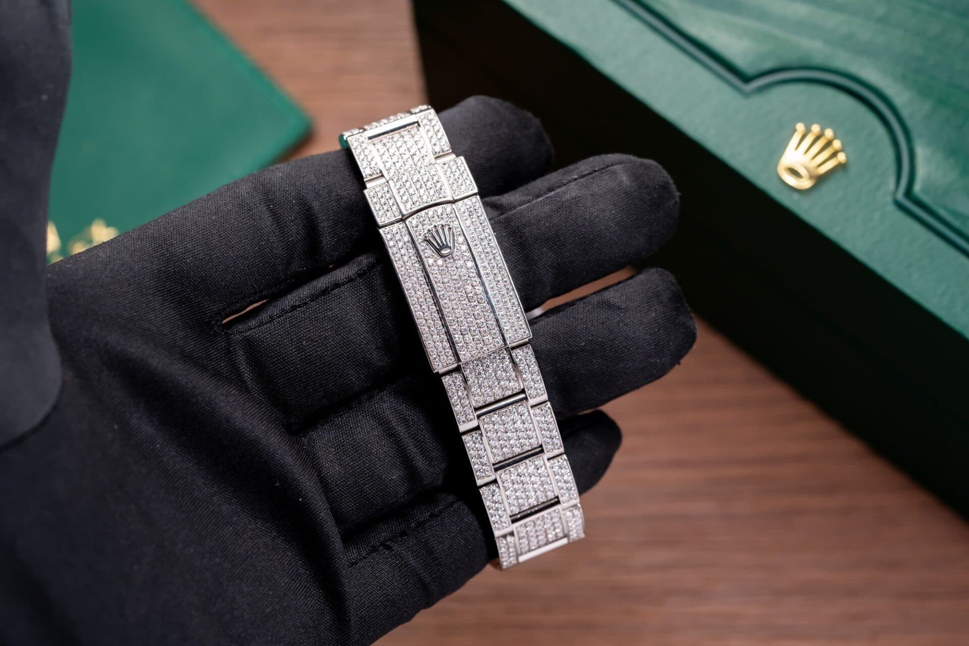 Dong-Ho-Rolex-Dinh-Kim-Cuong-Moissanite-1-3