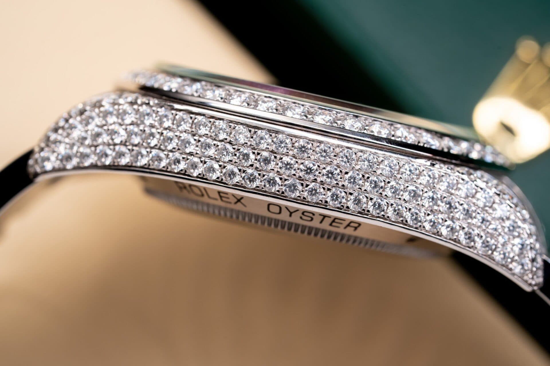 Dong-Ho-Rolex-Dinh-Kim-Cuong-Moissanite-2-1
