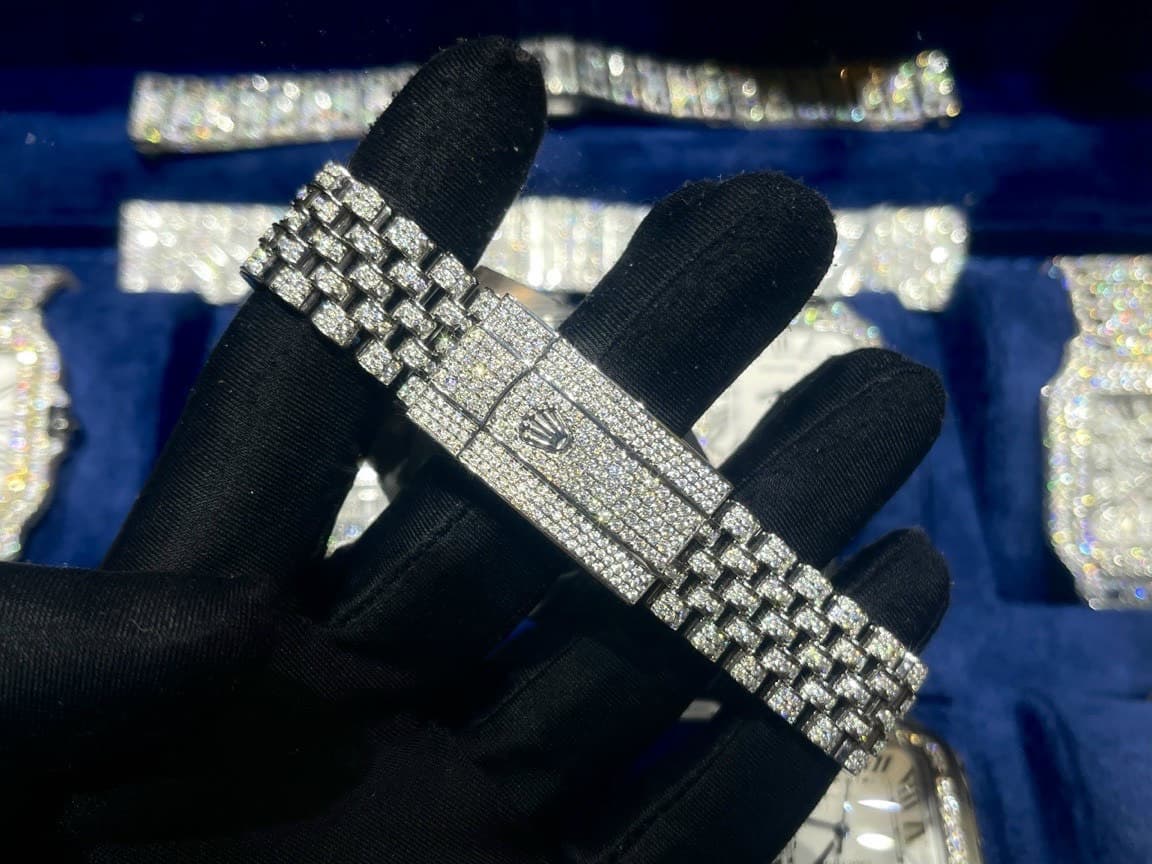 Dong-Ho-Rolex-Do-Kim-Cuong-Moissanite-DateJust-Mat-Xanh-Blue-41mm-2-1
