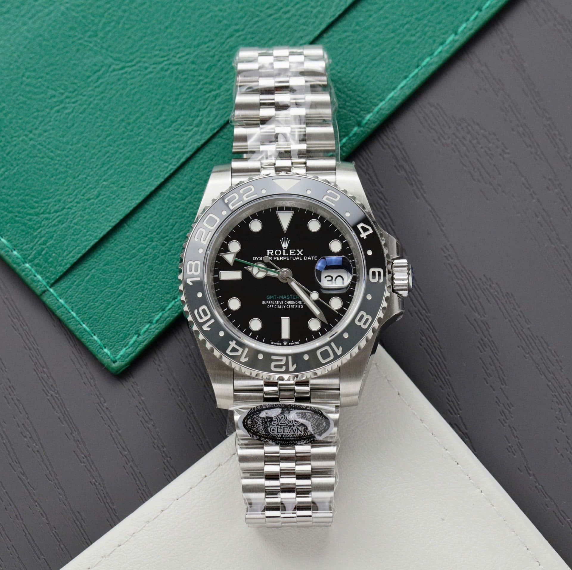 Dong-Ho-Rolex-GMT-Master-II-126710GRNR-Replica-11-Cao-Cap-Nha-May-Clean-41mm-1-1