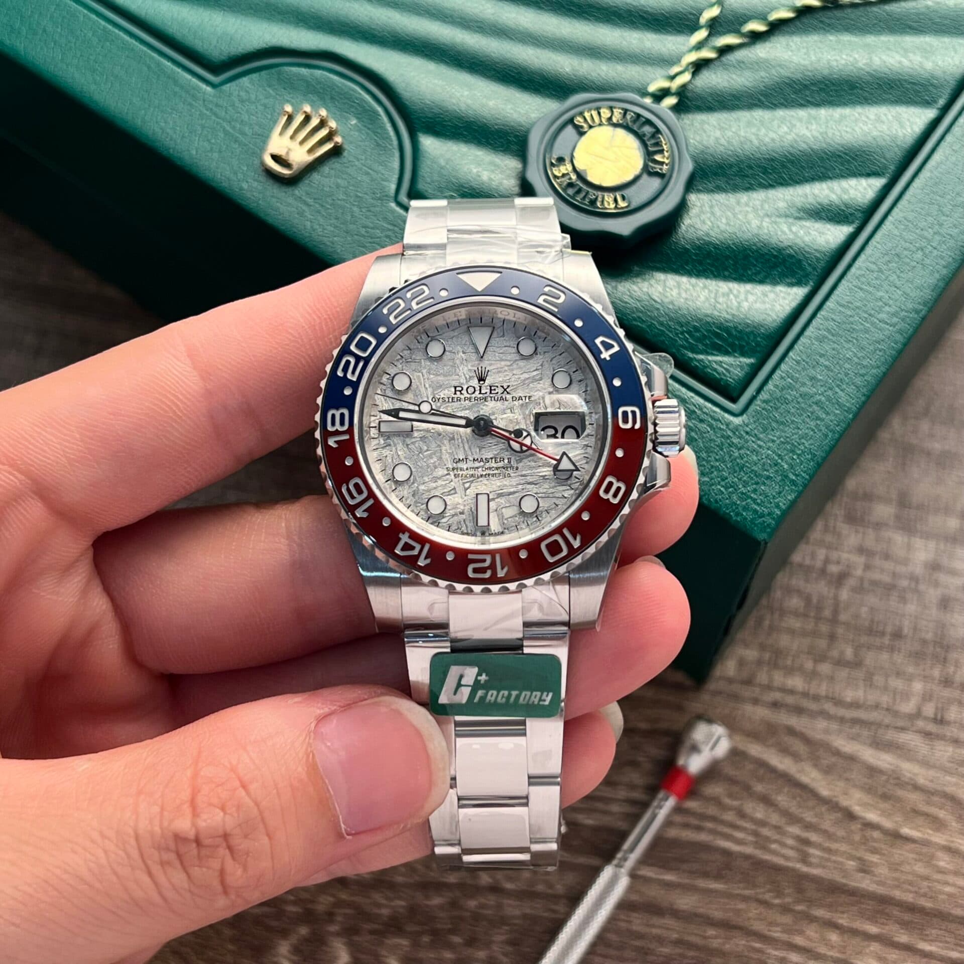 Dong-Ho-Rolex-GMT-Master-II-126719BLRO-Rep-11-Mat-Thien-Thach-3-scaled-1
