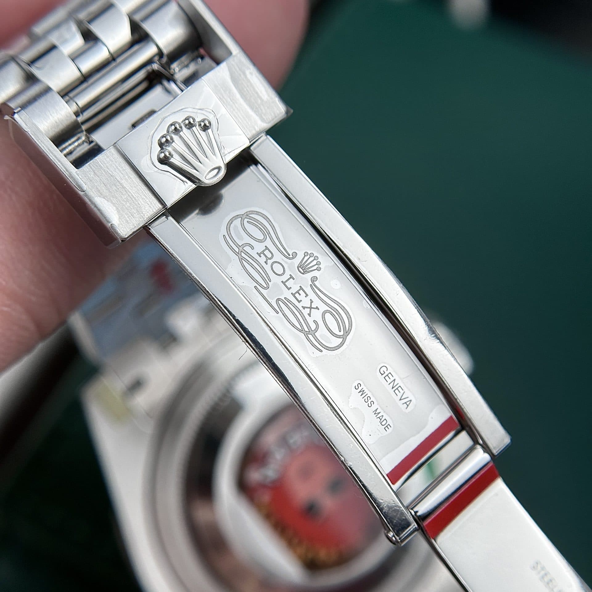 Dong-Ho-Rolex-GMT-Master-II-Coke-Rep-11-Cao-Cap-Nha-May-Clean-40mm-9-1