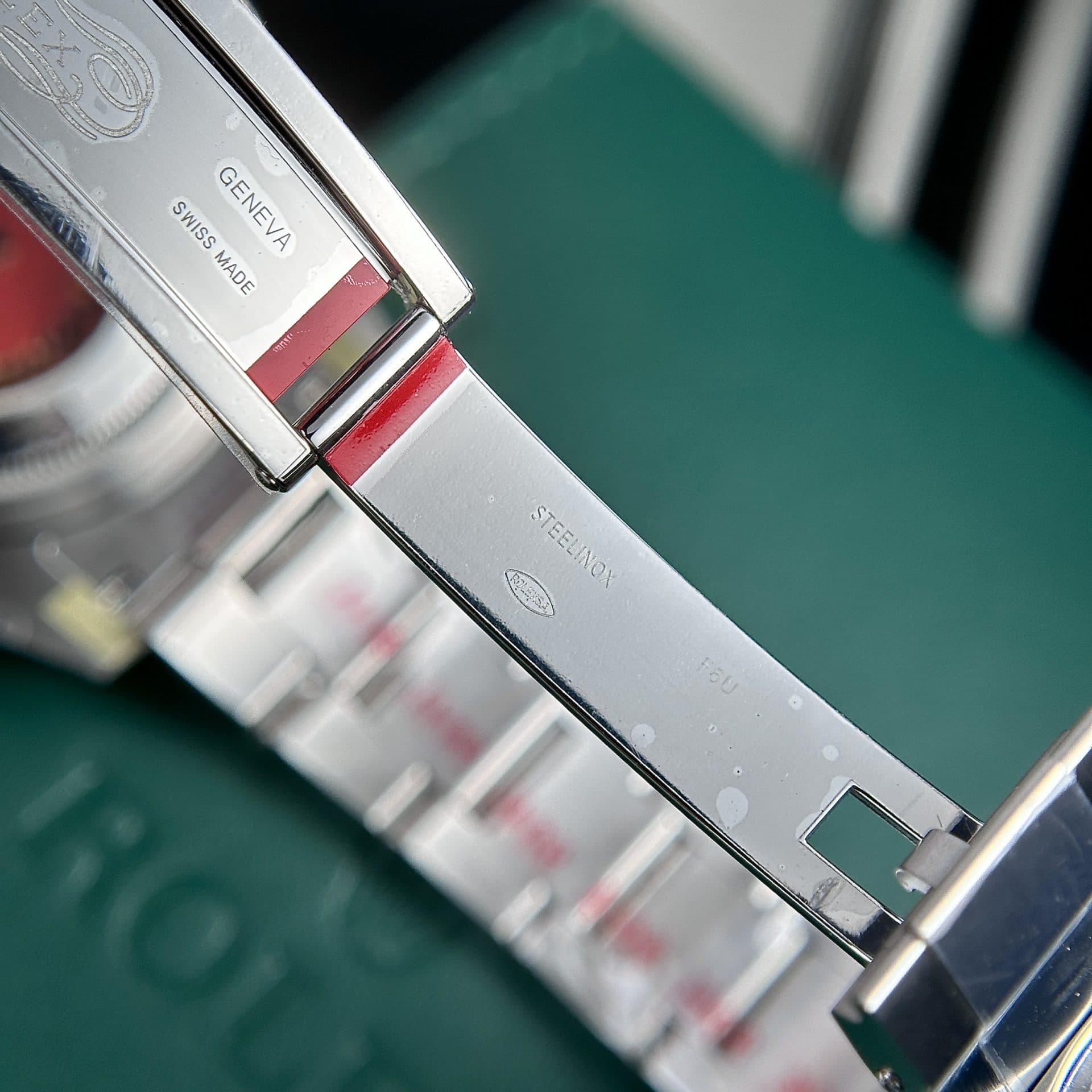 Dong-Ho-Rolex-GMT-Master-II-Coke-Replica-Cao-Cap-Nha-May-Clean-40mm-5-1