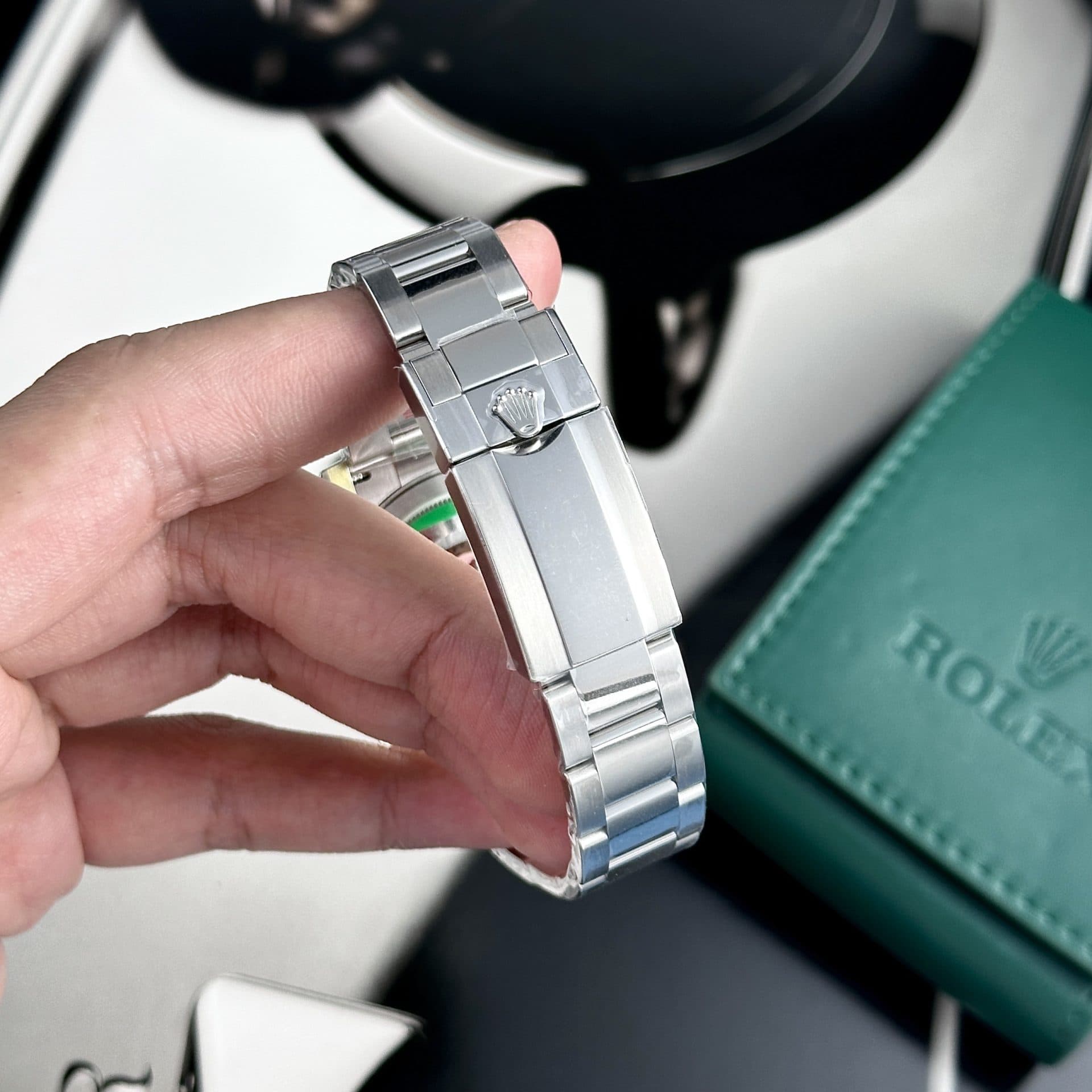 Dong-Ho-Rolex-GMT-Master-II-Coke-Replica-Cao-Cap-Nha-May-Clean-40mm-7-1