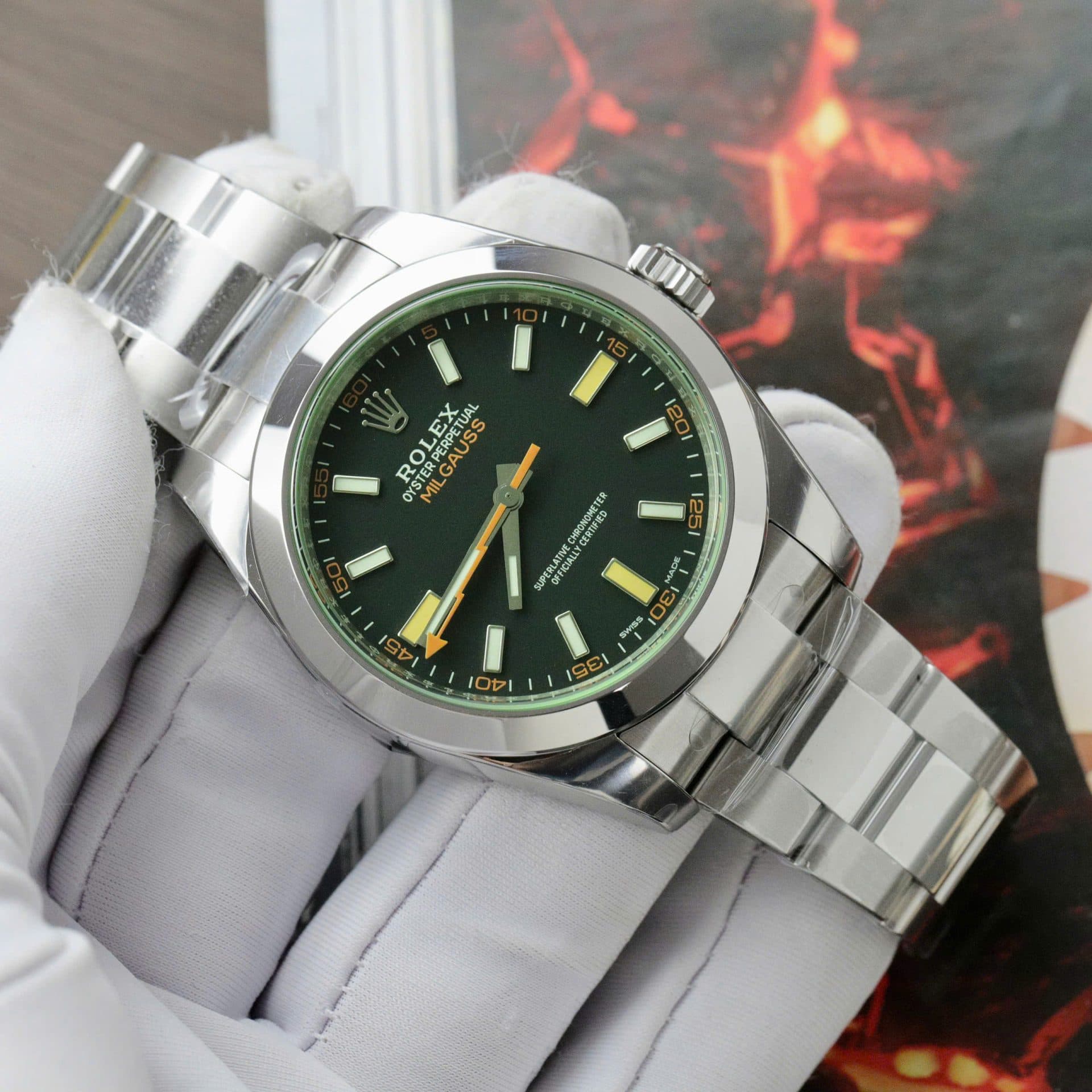 Dong-Ho-Rolex-Milgauss-116400GV-Replica-11-Cao-Cap-Day-Oyster-Nha-May-VS-40mm-2-1