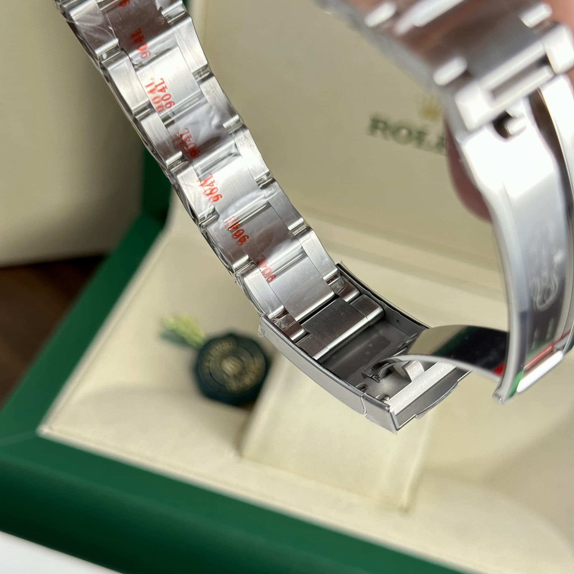 Dong-Ho-Rolex-Nam-Che-Tac-Oyster-Perpetual-1