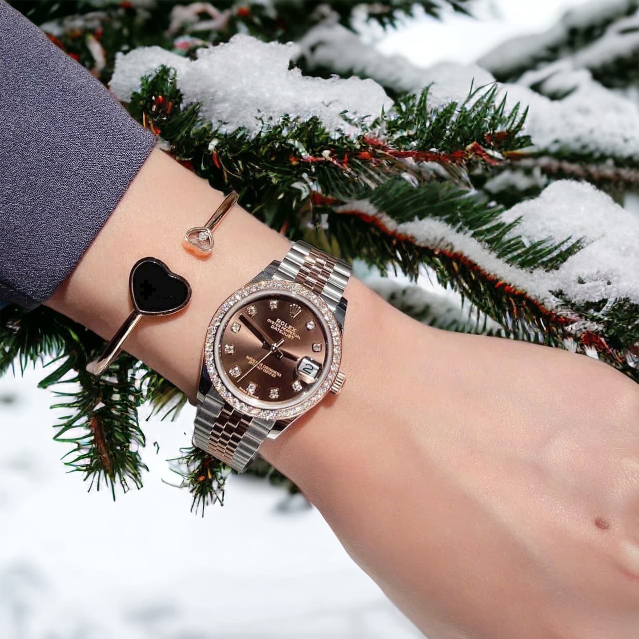 Dong-Ho-Rolex-Nu-DateJust-Dinh-Moissanite-Mat-Chocolate-31mm-2-1