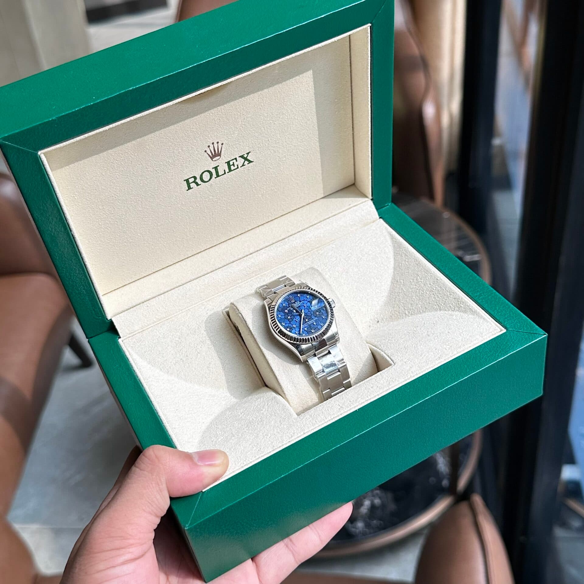 Dong-Ho-Rolex-Nu-DateJust-Replica-Mat-So-Cay-La-Mau-Xanh-Duong-31mm-1-1