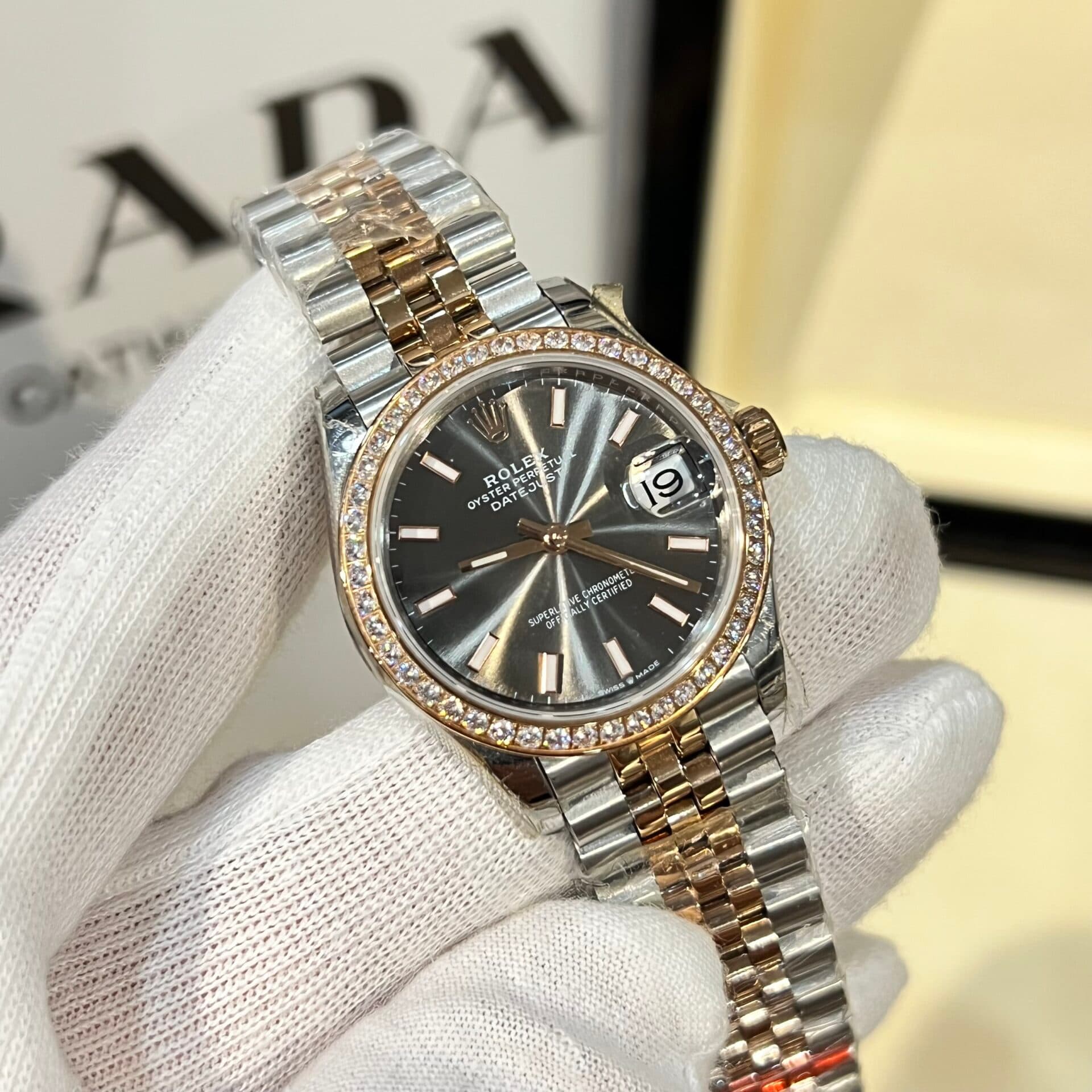 Dong-Ho-Rolex-Nu-Dinh-Da-Mat-So-Xam-Fake-11-31mm-7-1