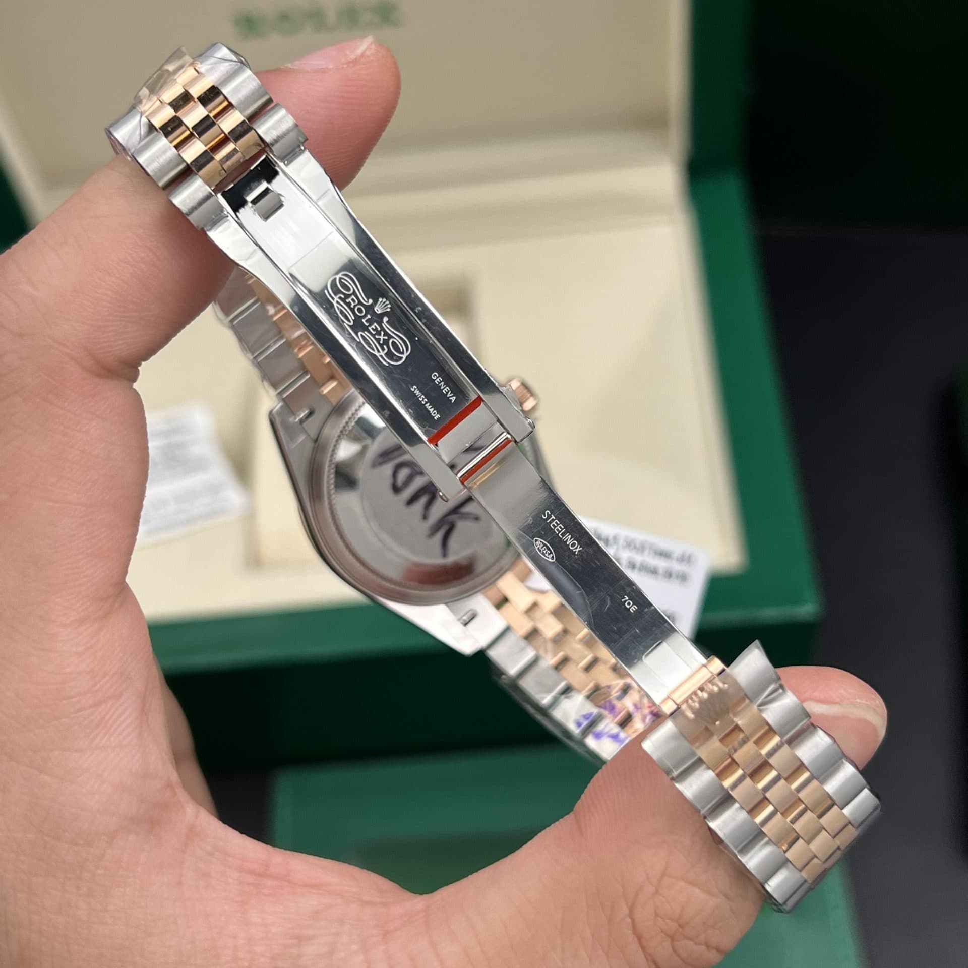 Dong-Ho-Rolex-Nu-Rep-11-DateJust-Mat-MOP-Boc-Vang-Hong-18K-GM-Factory-31mm-8-1