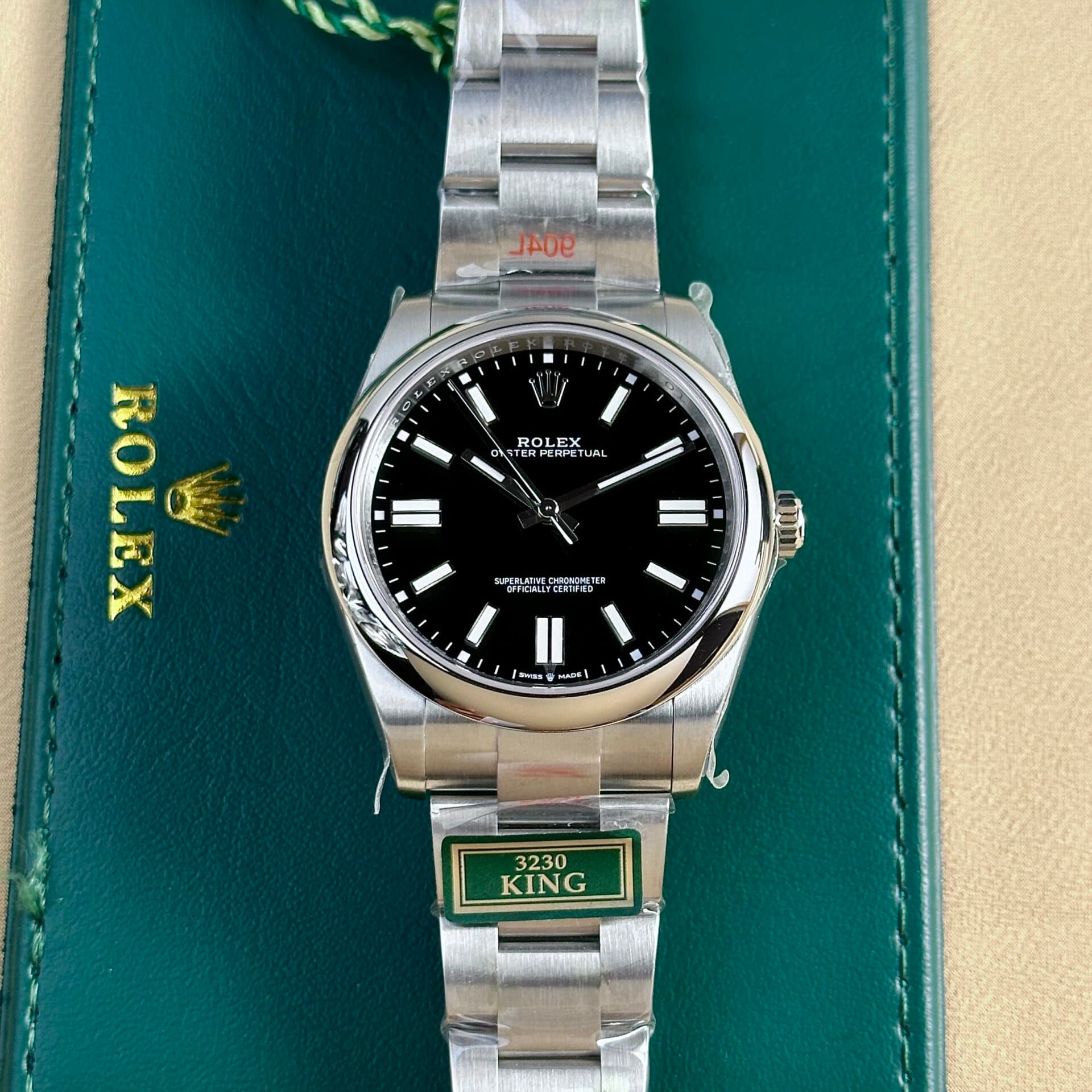 Dong-Ho-Rolex-Oyster-Perpetual-124300-Mat-Den-Replica-King-Factory-41mm-1-1