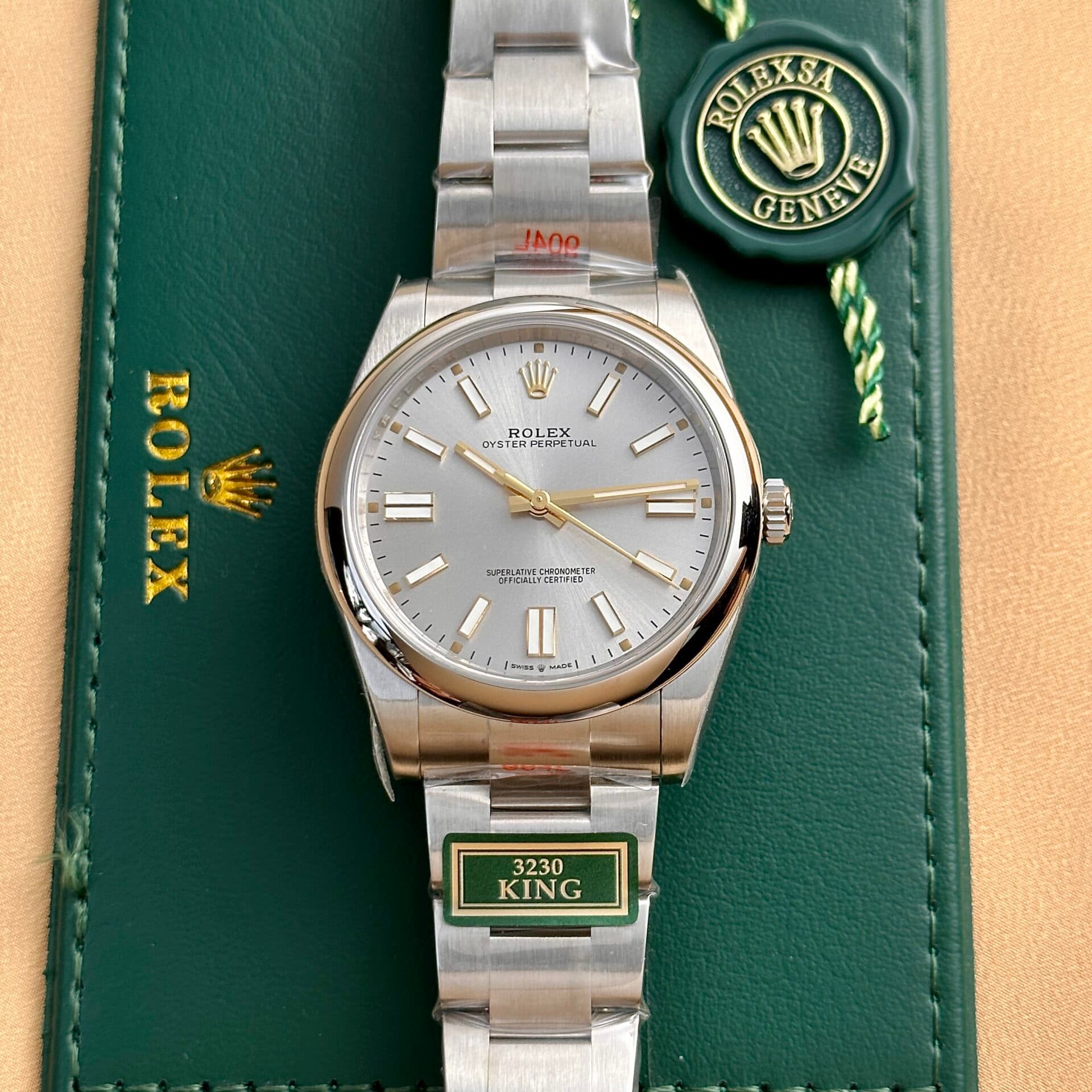 Dong-Ho-Rolex-Oyster-Perpetual-124300-Mat-Rhodium-Replica-King-Factory-41mm-3-1