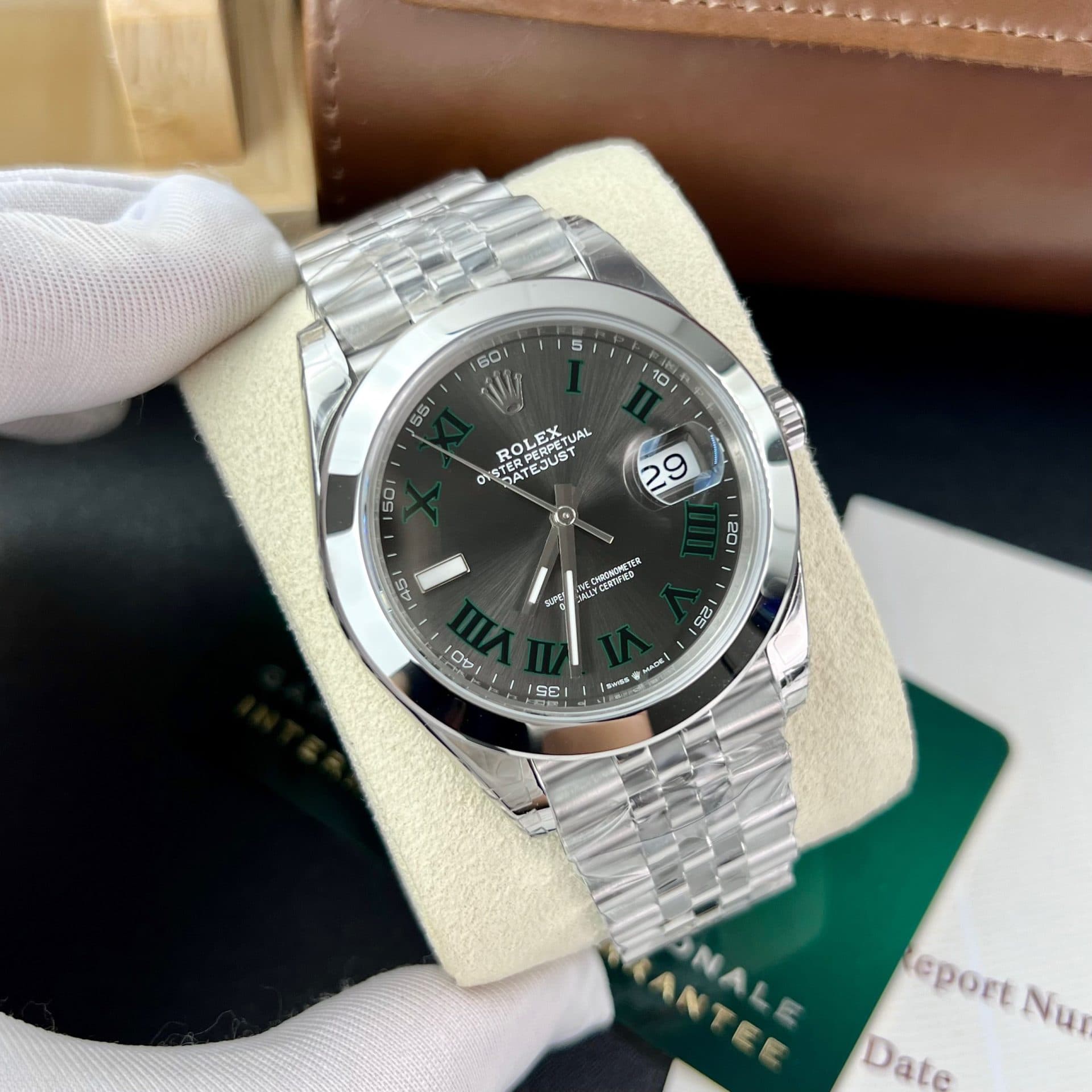 Dong-Ho-Rolex-Rep-11-DateJust-126300-Mat-Wimbledon-VS-Factory-41mm-3-1