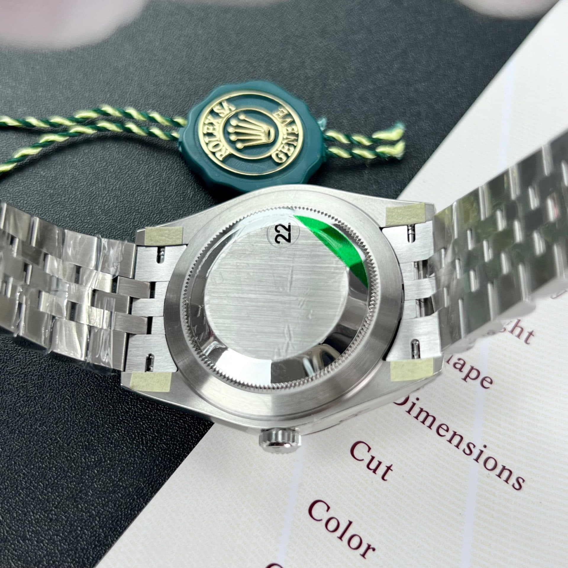 Dong-Ho-Rolex-Rep-11-DateJust-126300-Mat-Wimbledon-VS-Factory-41mm-7-1