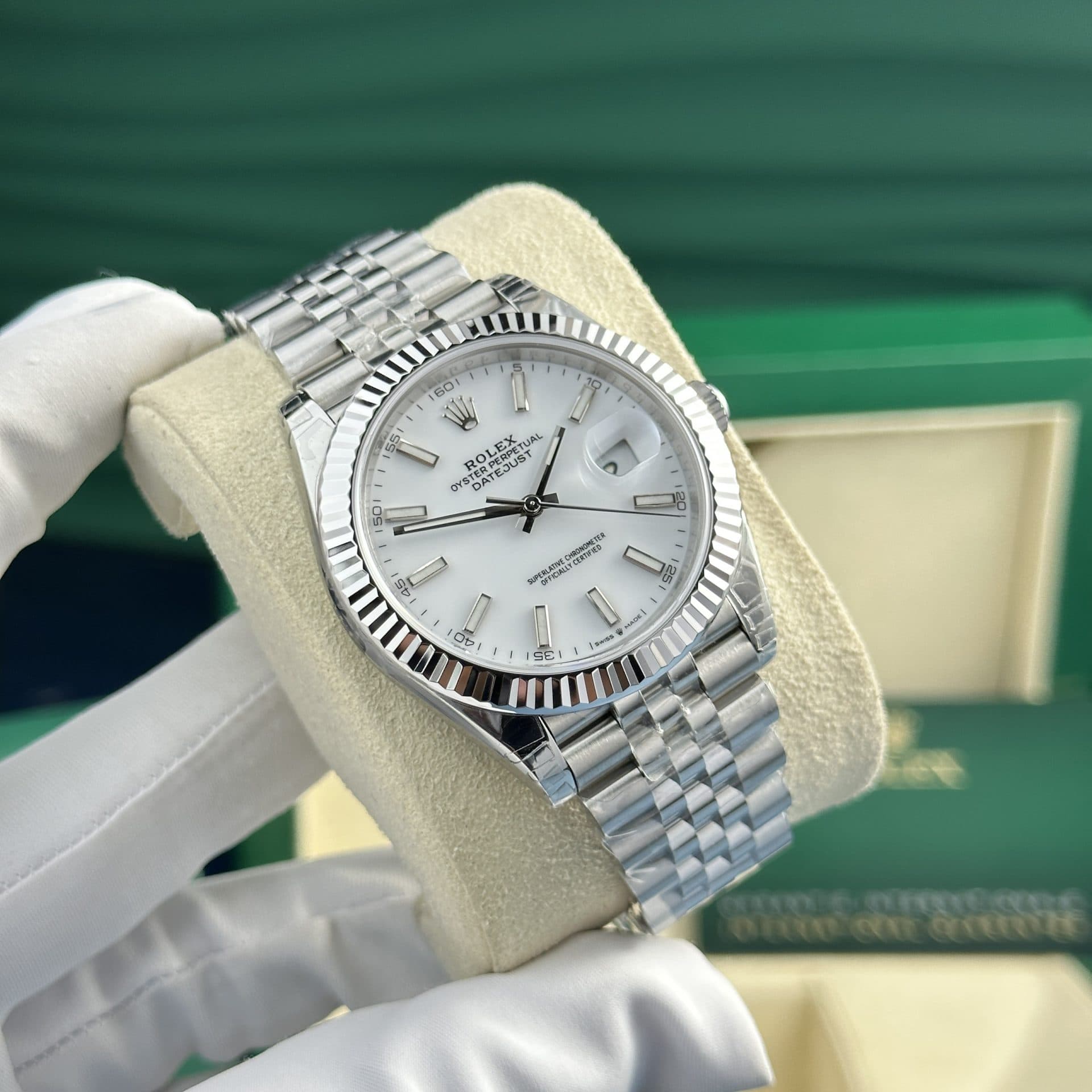 Dong-Ho-Rolex-Rep-11-DateJust-126334-Mat-So-So-Trang-Nha-May-VS-41mm-1-1