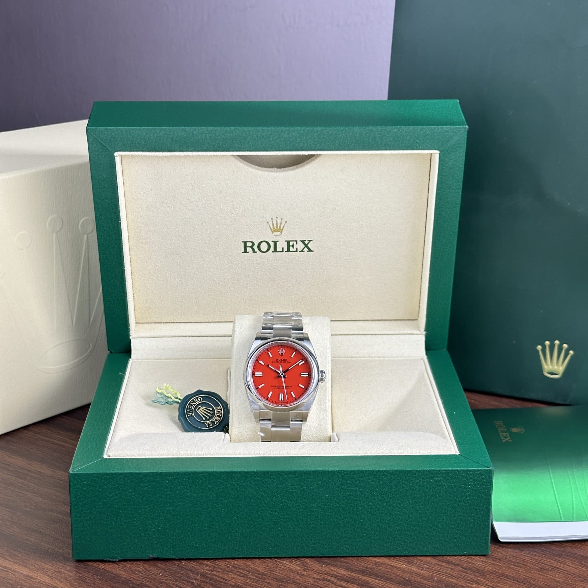 Dong-Ho-Rolex-Rep-11-Oyster-Perpetual-126000-Mat-Mau-Do-Clean-Factory-36mm-1-1