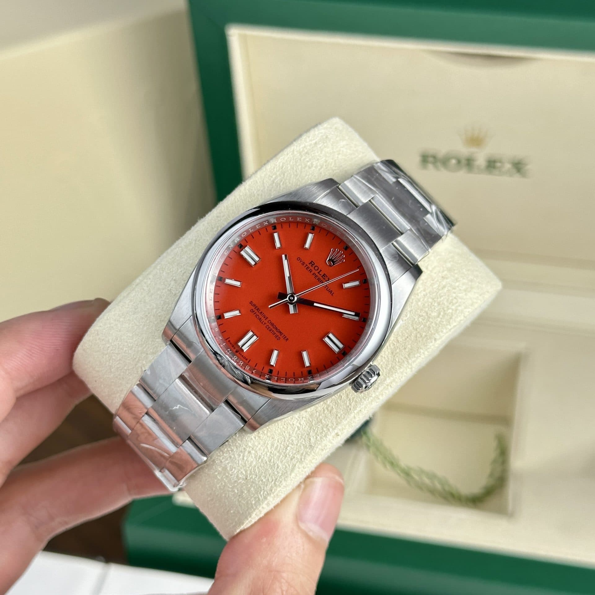 Dong-Ho-Rolex-Rep-11-Oyster-Perpetual-126000-Mat-Mau-Do-Clean-Factory-36mm-6-1