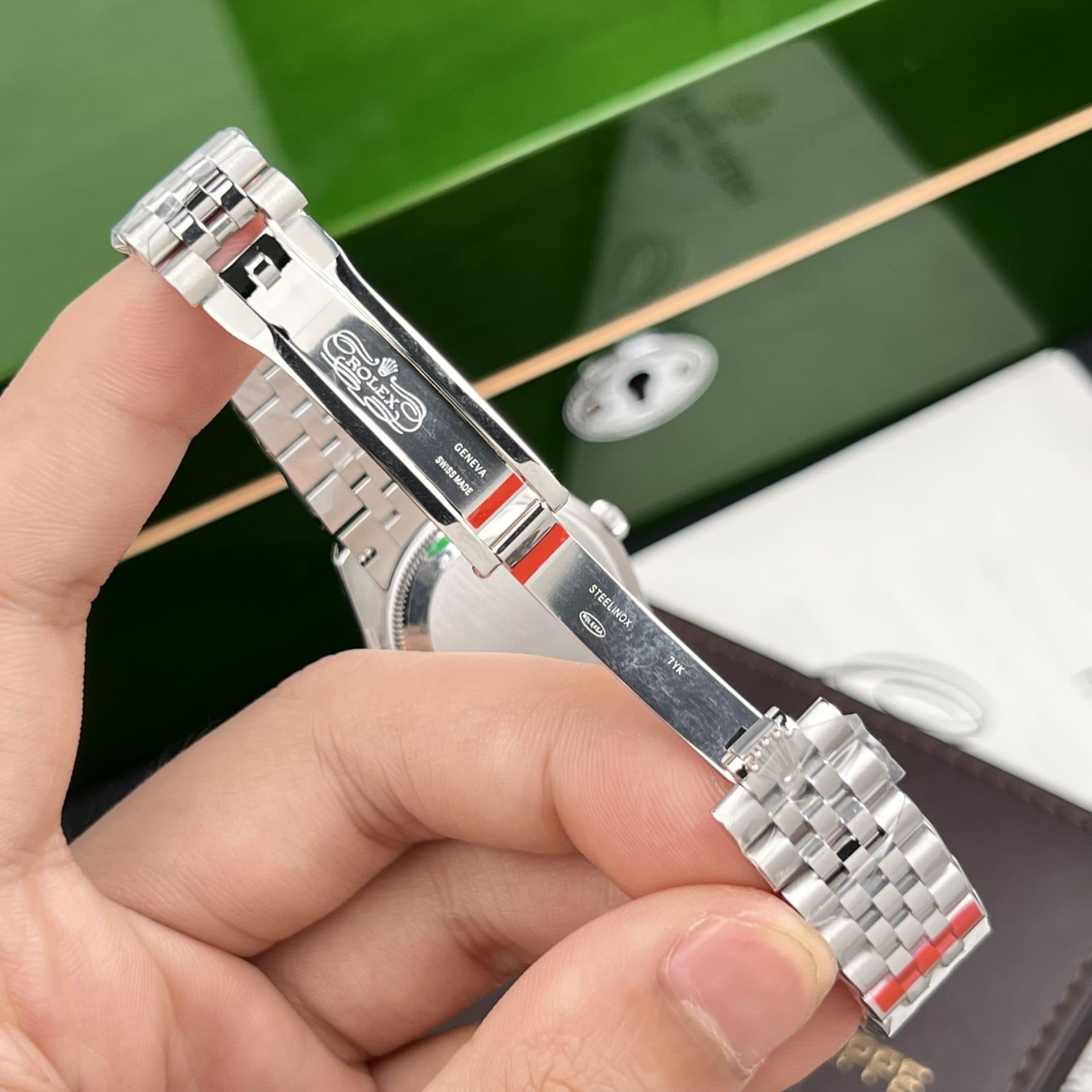 Dong-Ho-Rolex-Rep-3-1