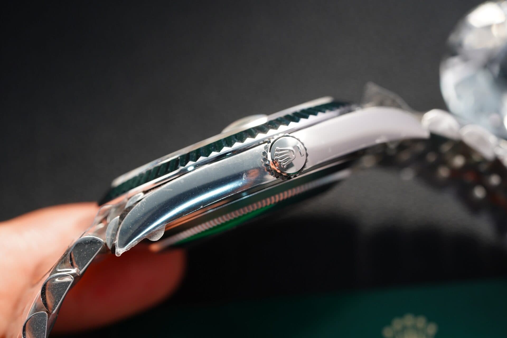 Dong-Ho-Rolex-Replica-1-3