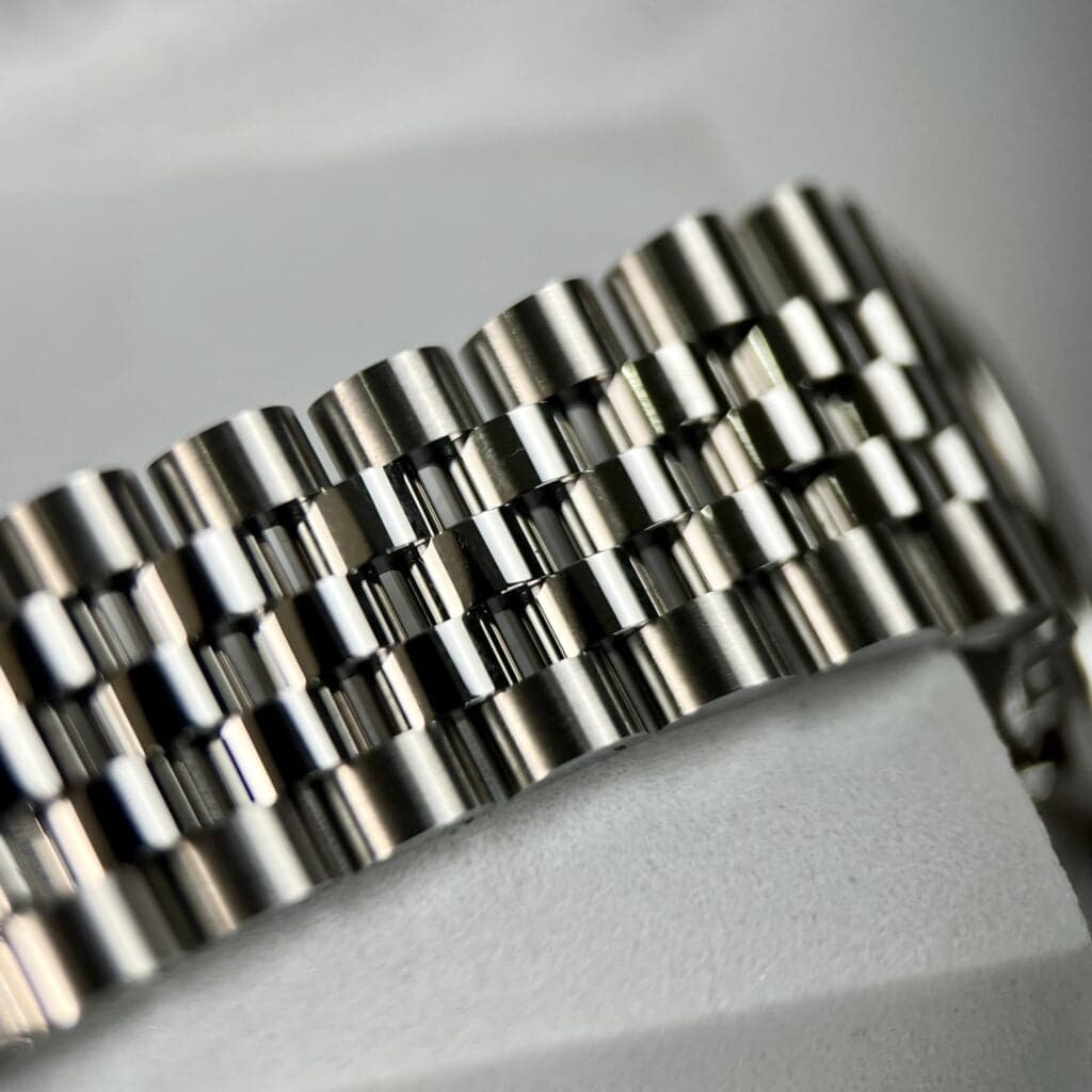 Dong-Ho-Rolex-Replica-4