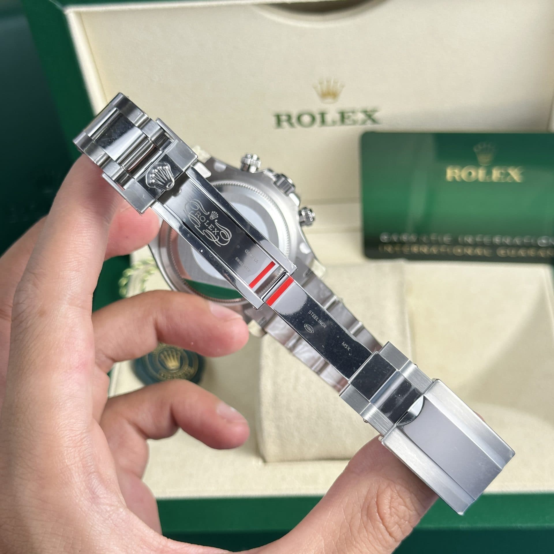 Dong-Ho-Rolex-Replica-5
