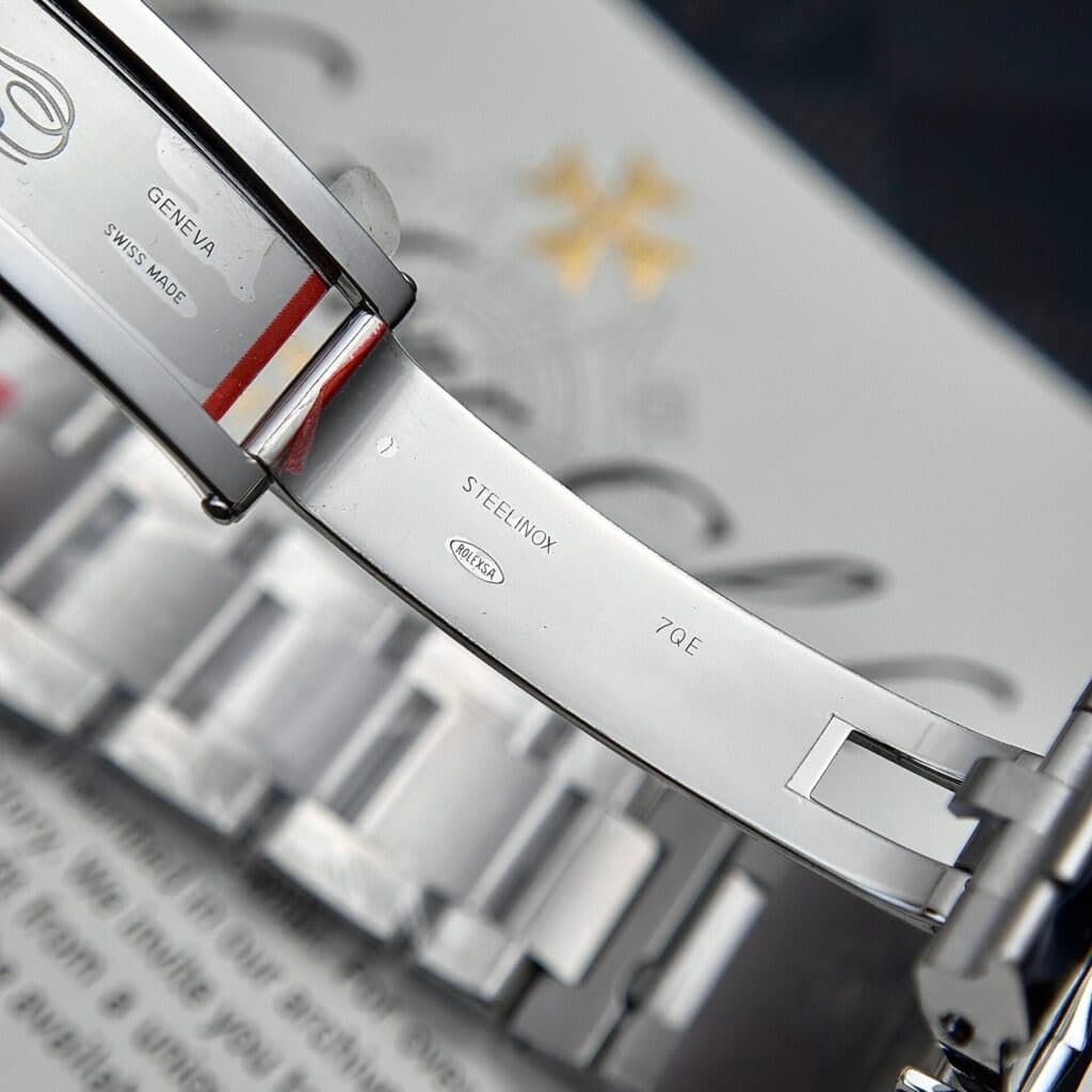 Dong-Ho-Rolex-Sea-Dweller-126600-Replica-Cao-Cap-Nha-May-VS-43mm-6-1