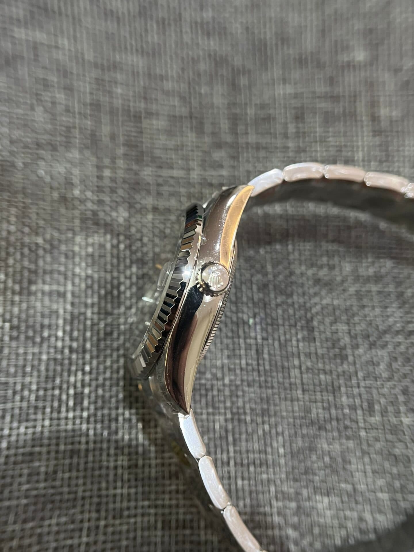 Dong-Ho-Rolex-Sky-Dweller-326935-Replica-Cao-Cap-3-1