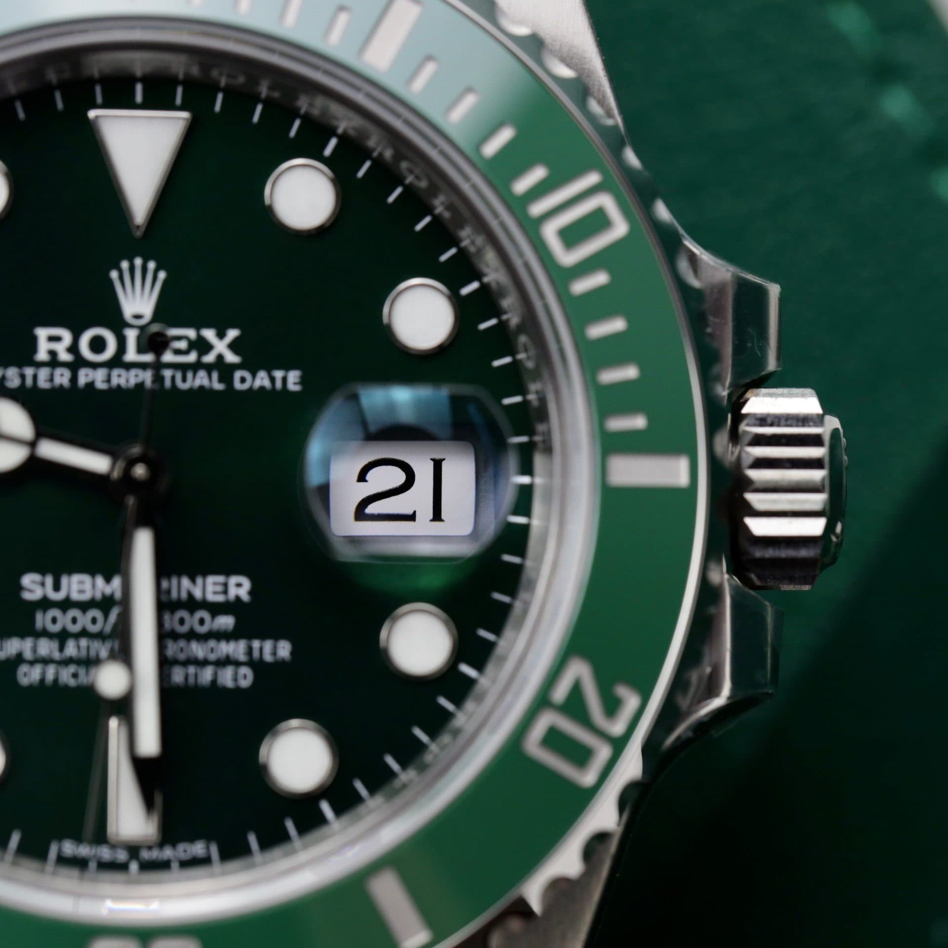 Dong-Ho-Rolex-Submariner-116610LV-Hulk-Replica-Nha-May-VS-40mm-9-1