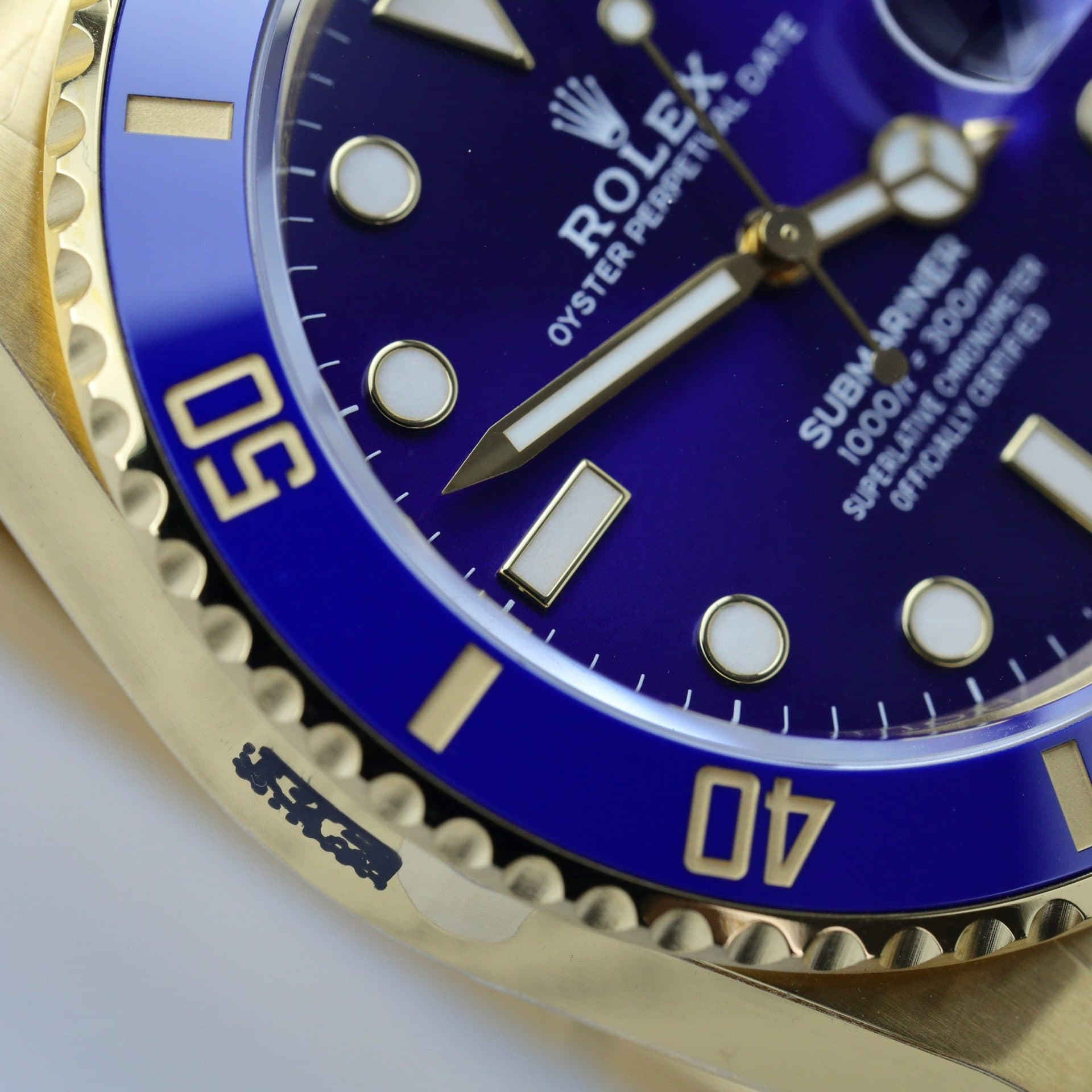 Dong-Ho-Rolex-Submariner-126618LB-Replica-Nha-May-VS-40mm-1-1