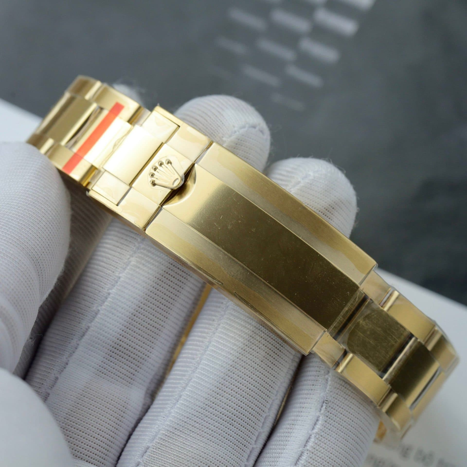 Dong-Ho-Rolex-Submariner-126618LB-Replica-Nha-May-VS-40mm-5-1