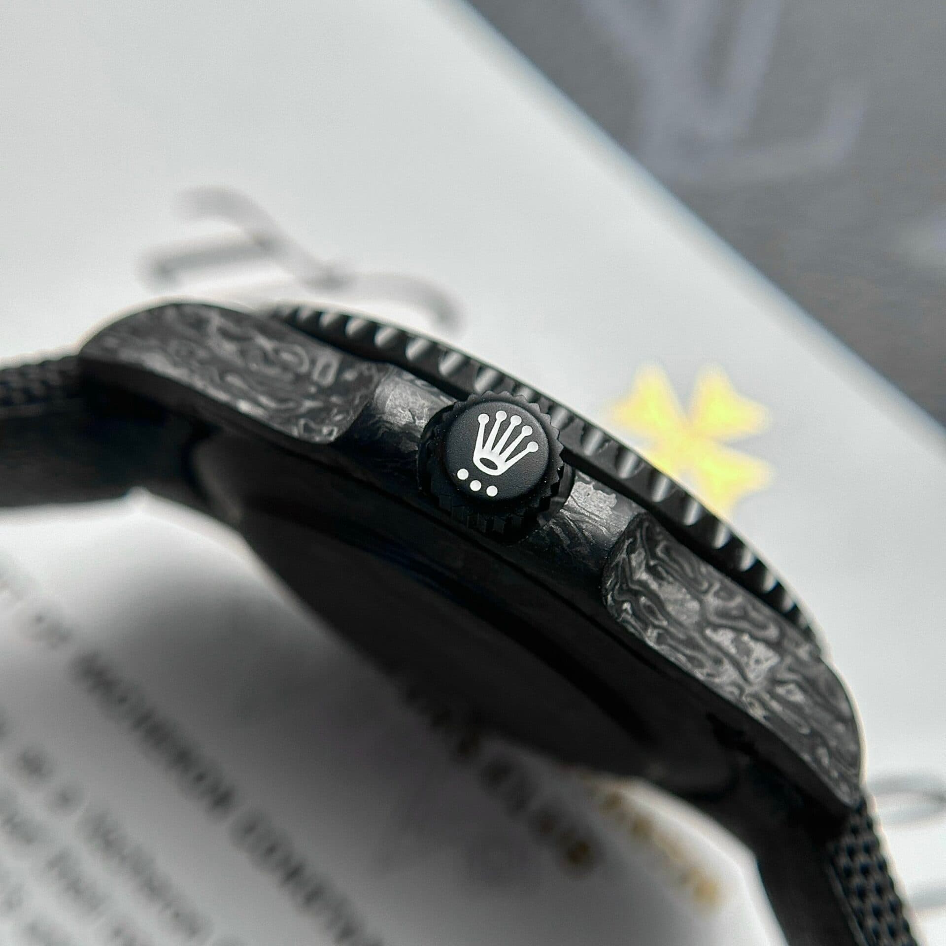 Dong-Ho-Rolex-Submariner-Diw-Vo-Soi-Carbon-Rep-11-May-Thuy-Sy-40mm-7-1