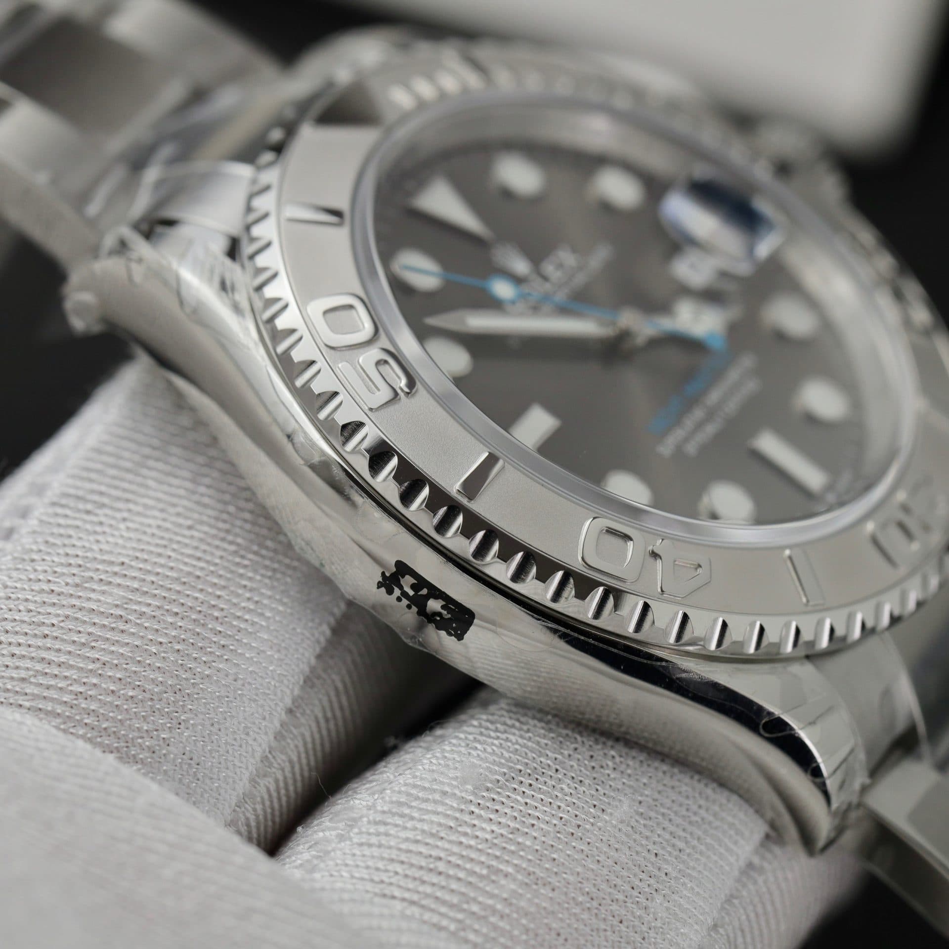Dong-Ho-Rolex-Yacht-Master-268622-Mat-So-Xam-Nha-May-VS-40mm-6-1