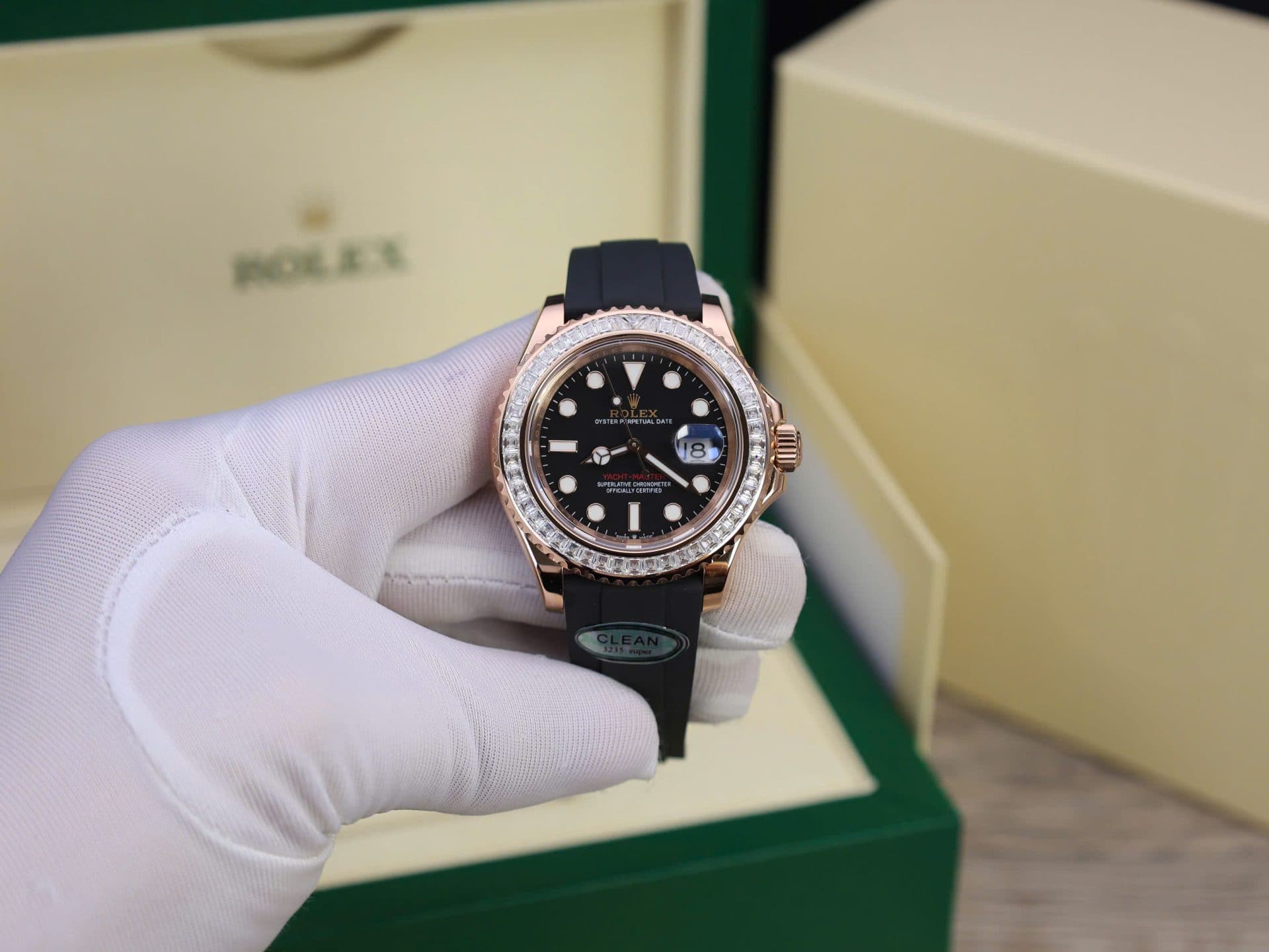 Dong-Ho-Rolex-Yacht-Master-Che-Tac-Boc-Vang-Dinh-Kim-Cuong-Moissanite-Baguette-Hong-Kong-40mm-2-1