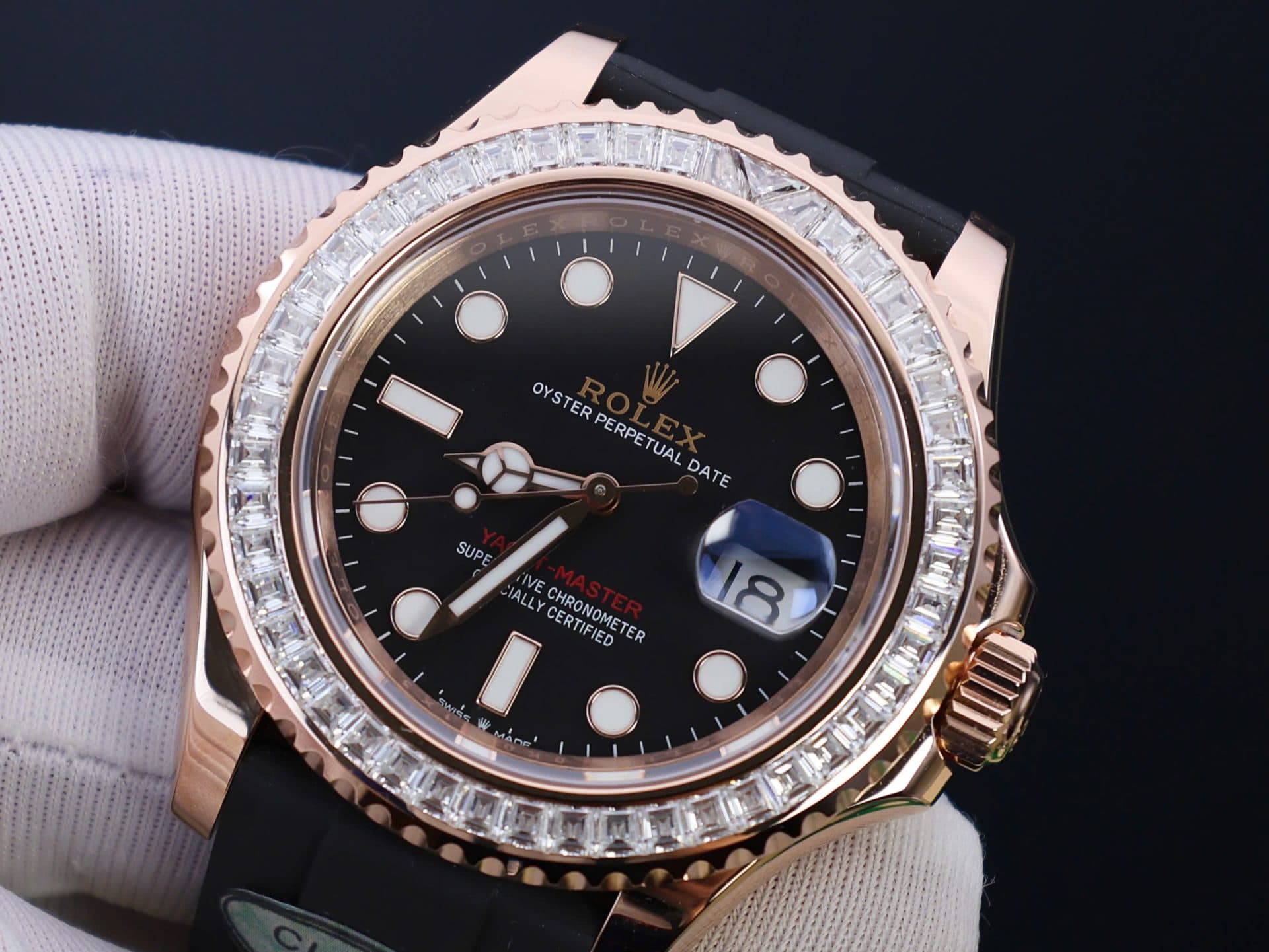 Dong-Ho-Rolex-Yacht-Master-Che-Tac-Boc-Vang-Dinh-Kim-Cuong-Moissanite-Baguette-Hong-Kong-40mm-7-1