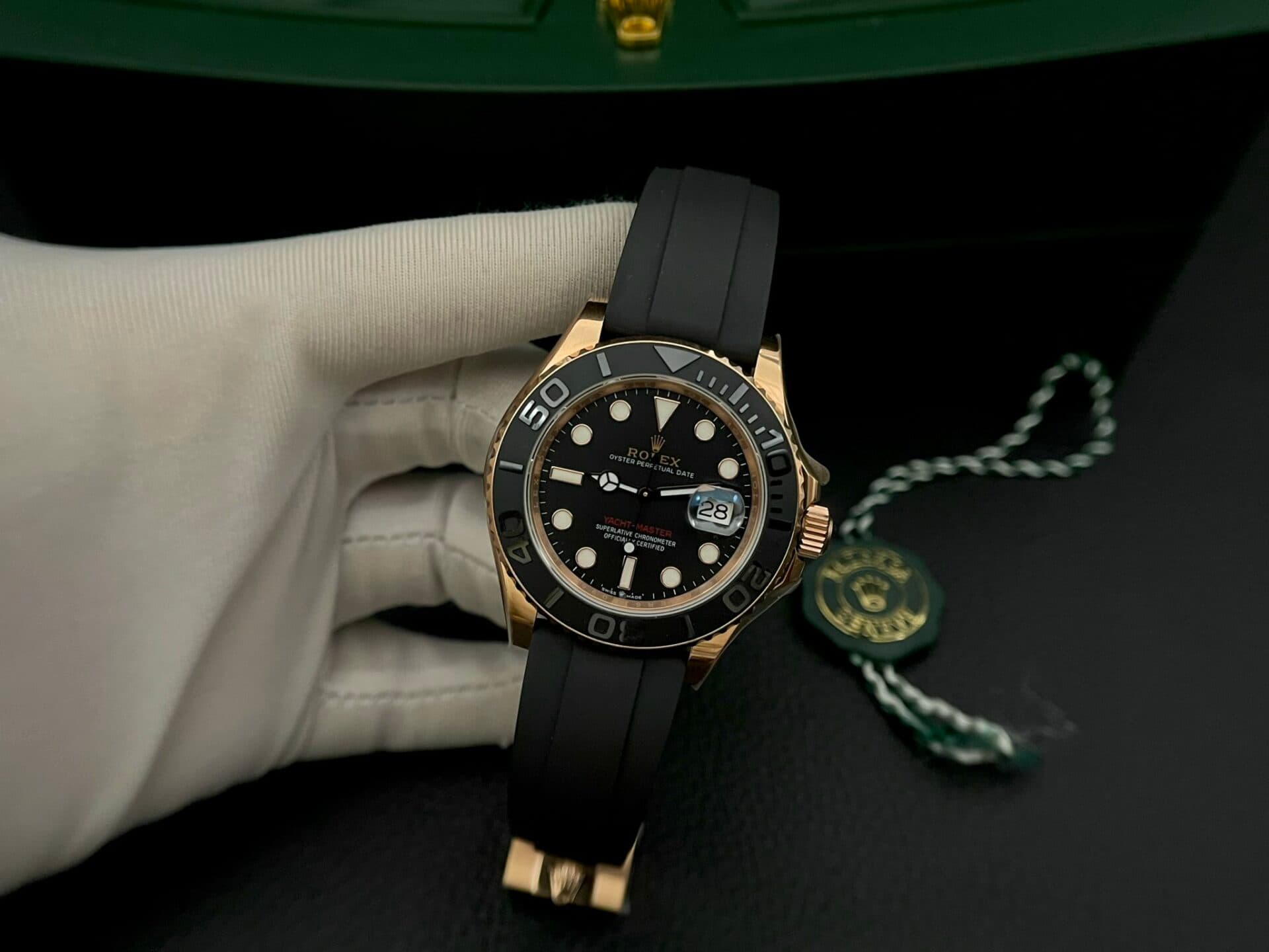 Dong-Ho-Rolex-Yacht-Master-Super-Fake-11-Gia-Re-EW-Factory-40mm-1-1
