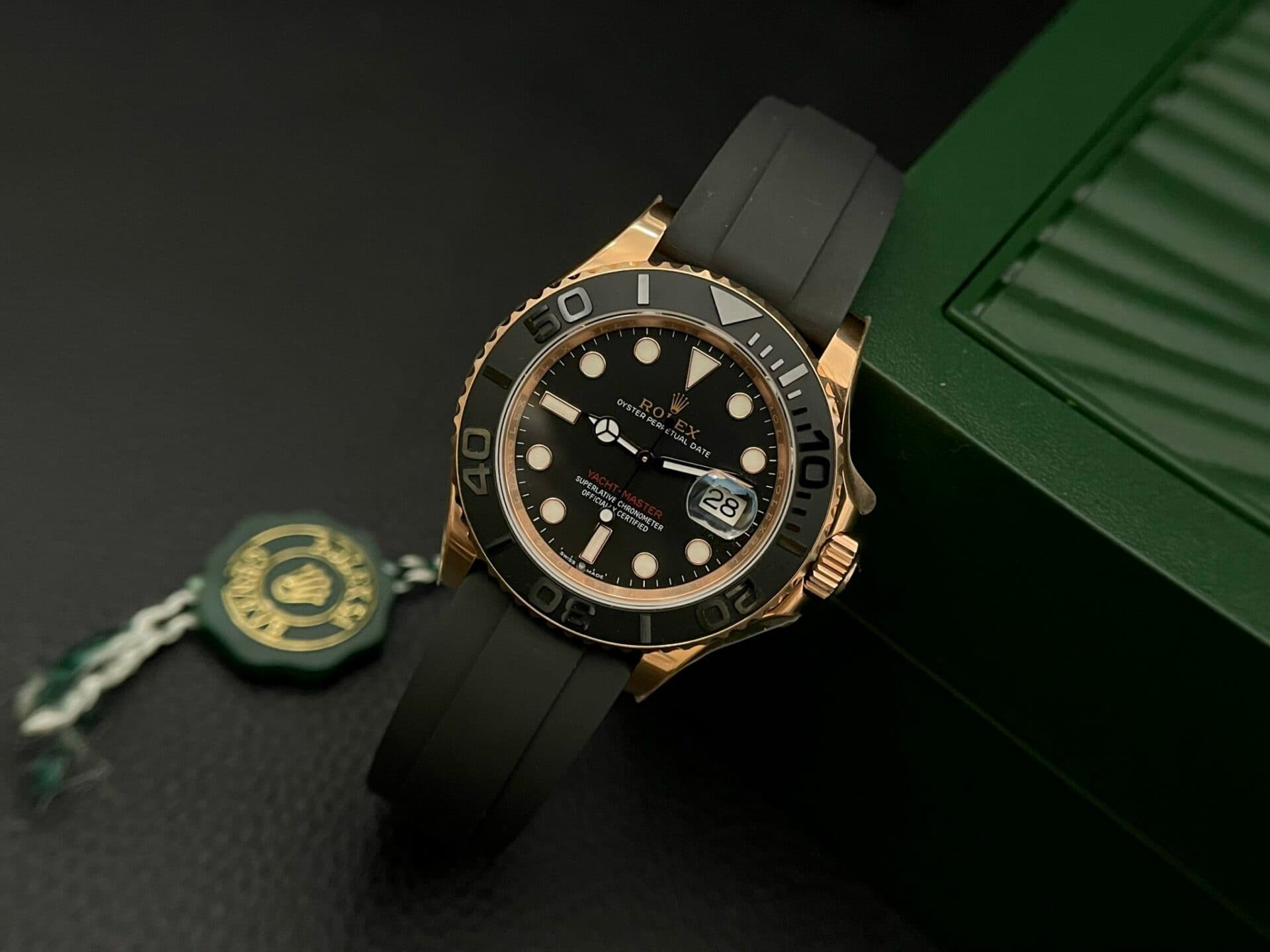 Dong-Ho-Rolex-Yacht-Master-Super-Fake-11-Gia-Re-EW-Factory-40mm-6-1
