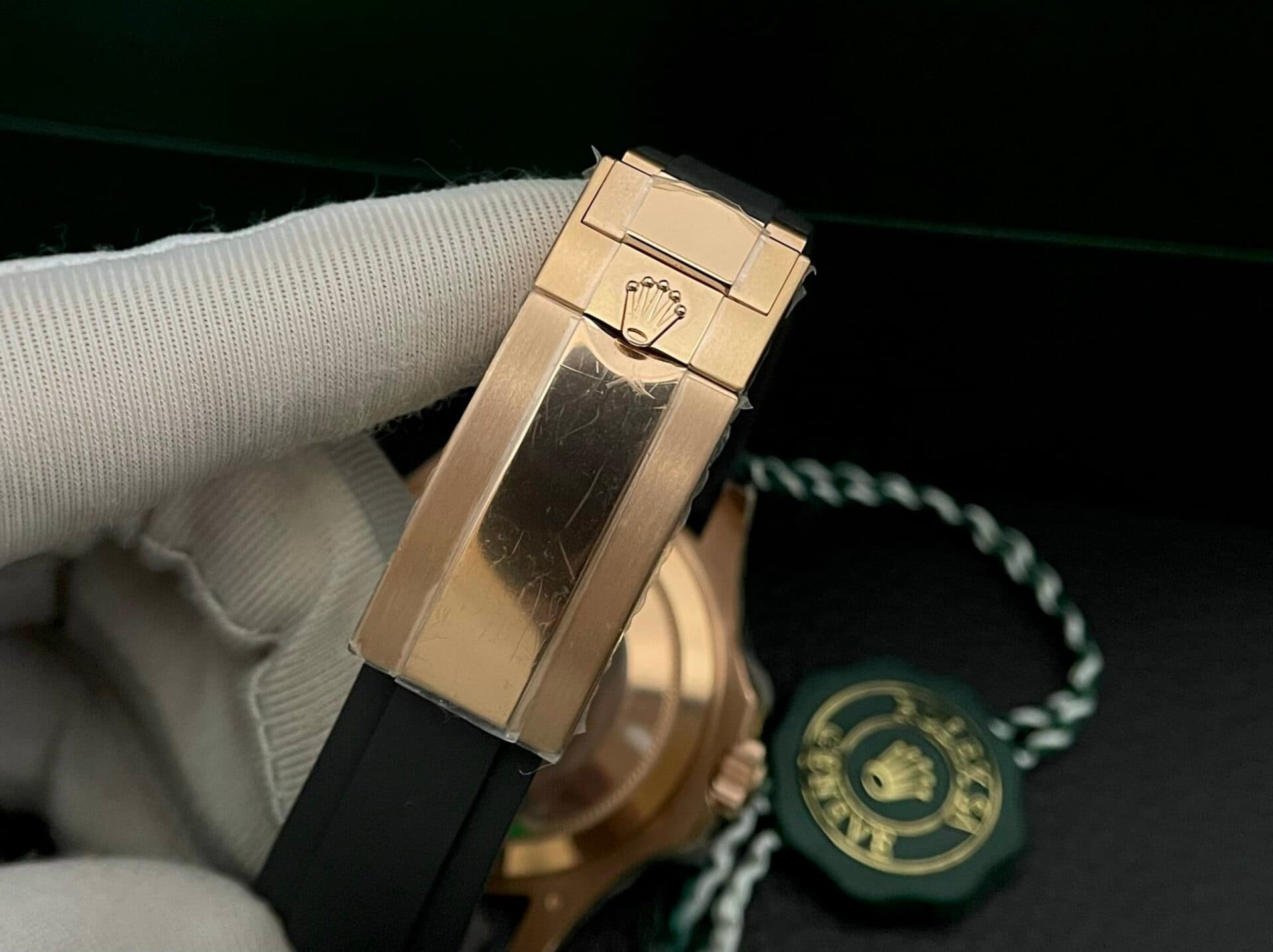 Dong-Ho-Rolex-Yacht-Master-Super-Fake-11-Gia-Re-EW-Factory-40mm-8-1