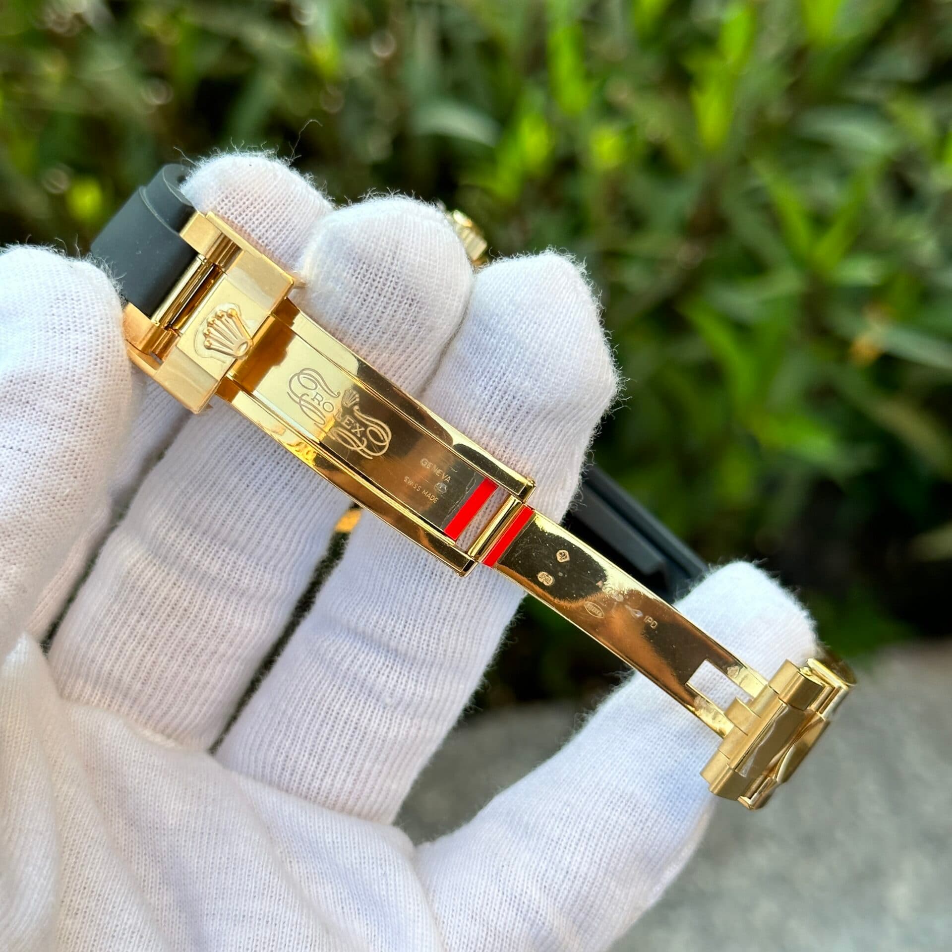 Dong-Ho-Rolex-Yacht-Master-Yellow-Gold-226658-Replica-11-Clean-42mm-4-1