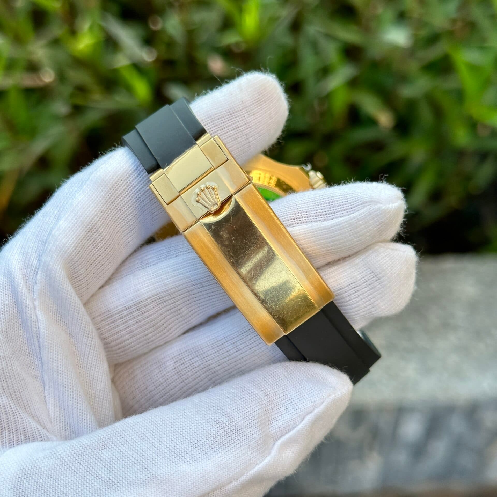 Dong-Ho-Rolex-Yacht-Master-Yellow-Gold-226658-Replica-11-Clean-42mm-6-1