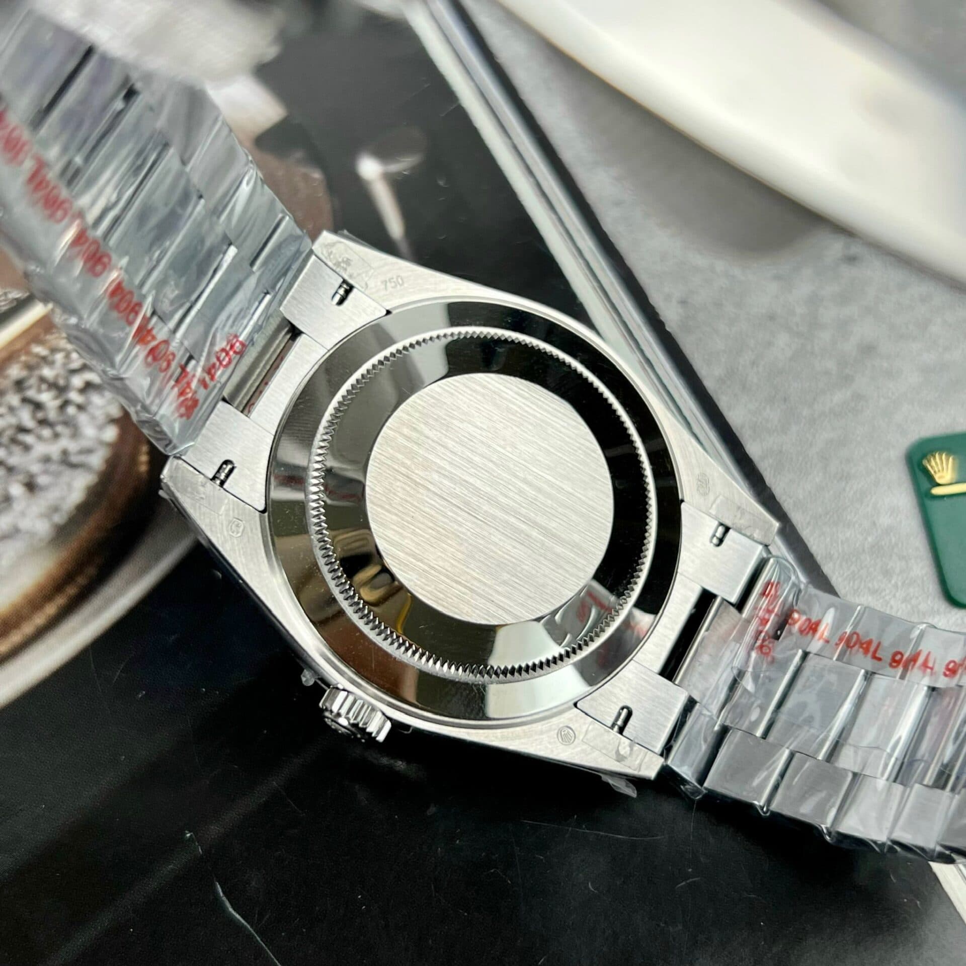 Dong-ho-Rolex-Day-Date-Replica-11-2-1