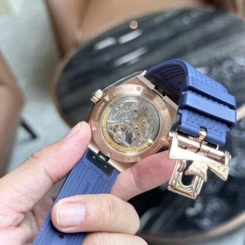 Dong-Ho-Vacheron-Constantin-Overseas-Tourbillon-6000V-Day-Cao-Su-42-2-768×768-1-500×500-1.jpg