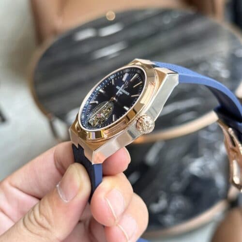 Dong-Ho-Vacheron-Constantin-Overseas-Tourbillon-6000V-Day-Cao-Su-42-3-768×768-1-500×500-1.jpg